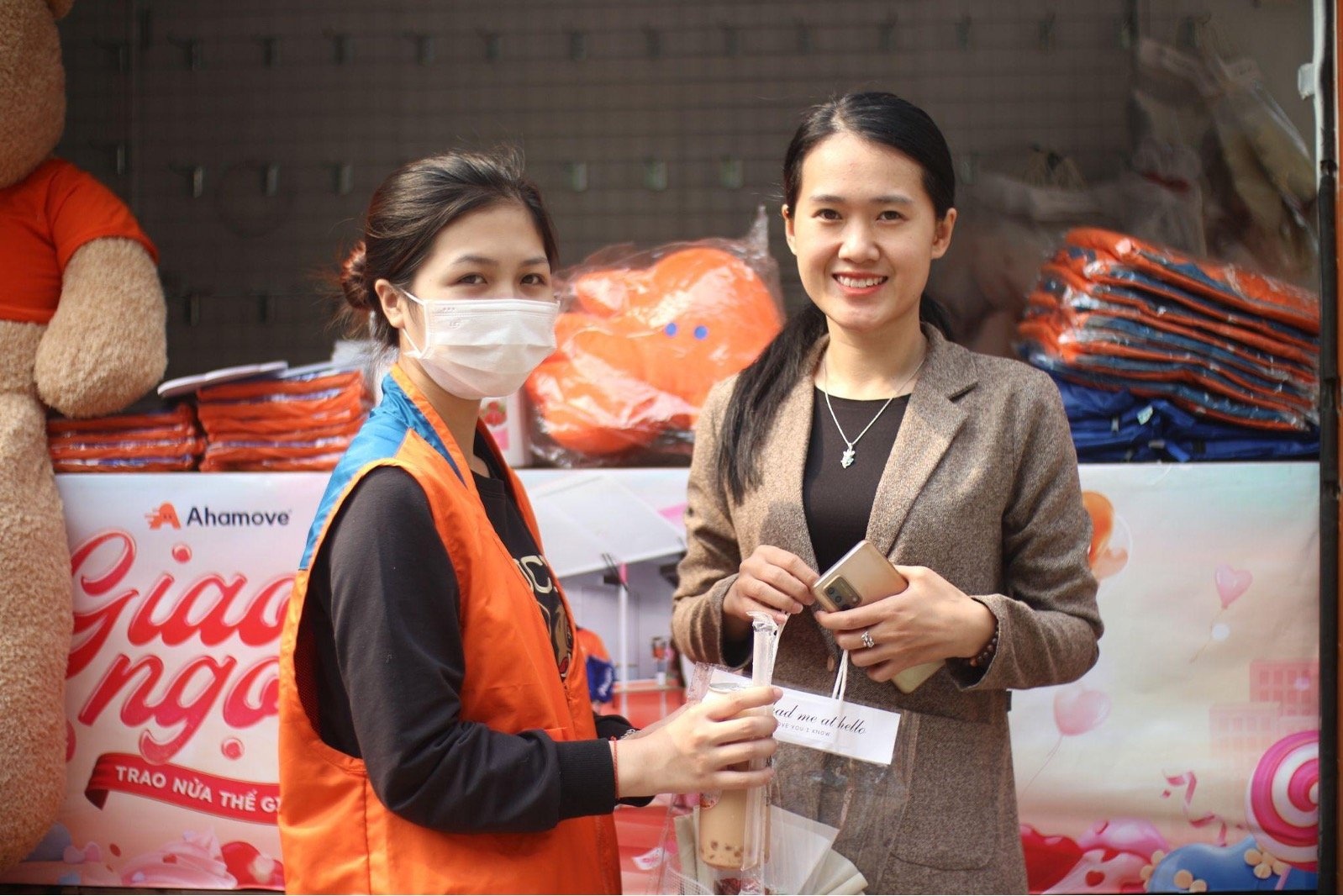 Quoc te Phu nu anh 3