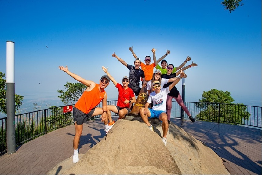 Baden Mountain Maratho anh 1