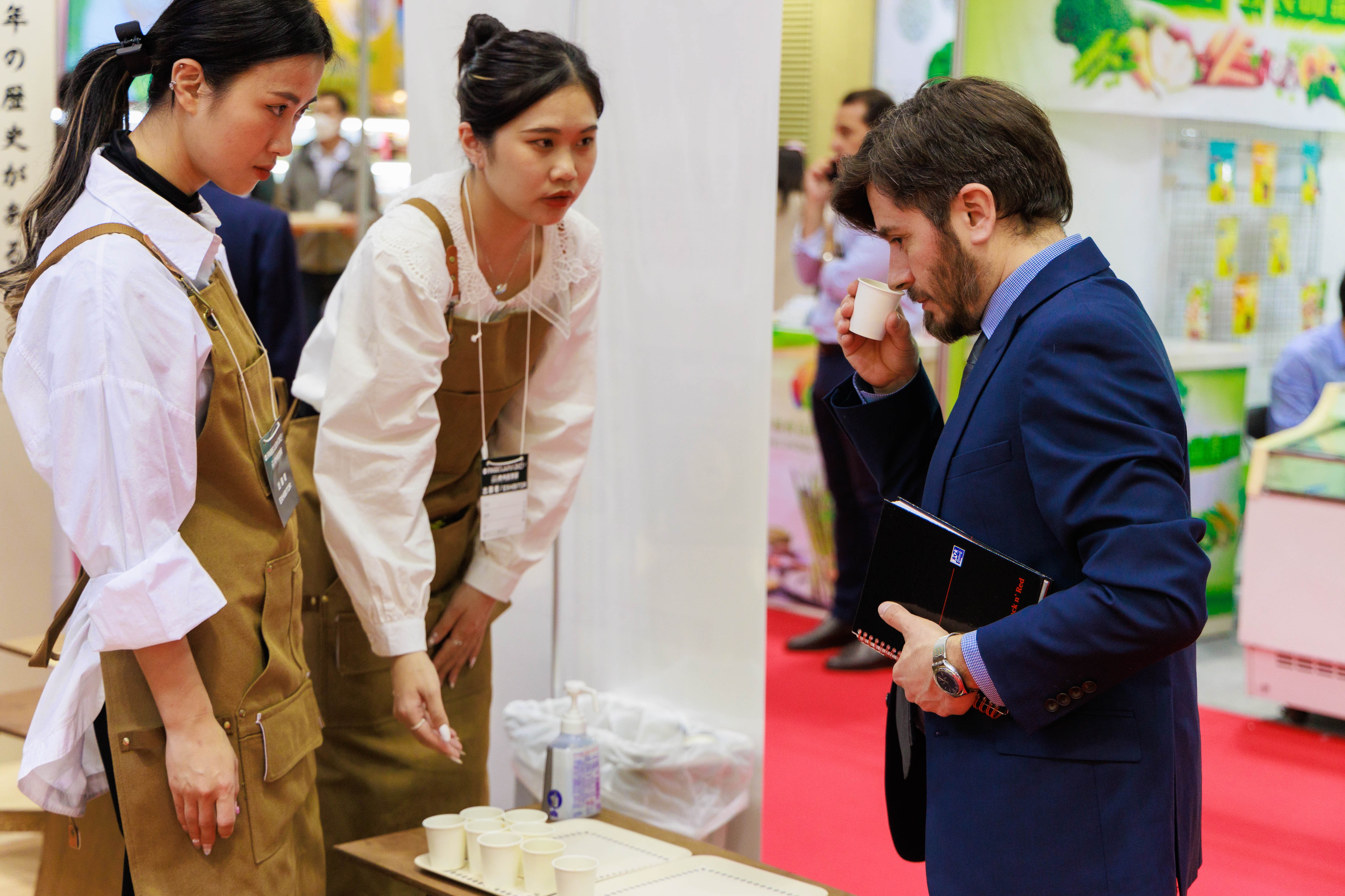 Tach ca phe dung chat Vinacafe van chuan gu Nhat hinh anh