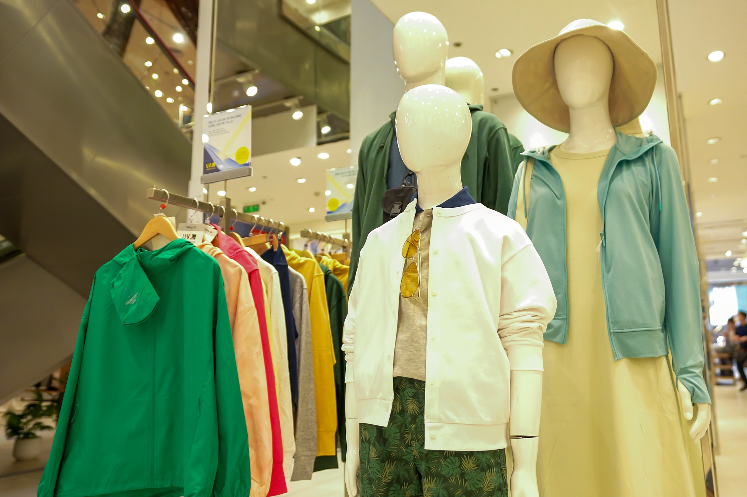 Che chan co du de chong nang? hinh anh