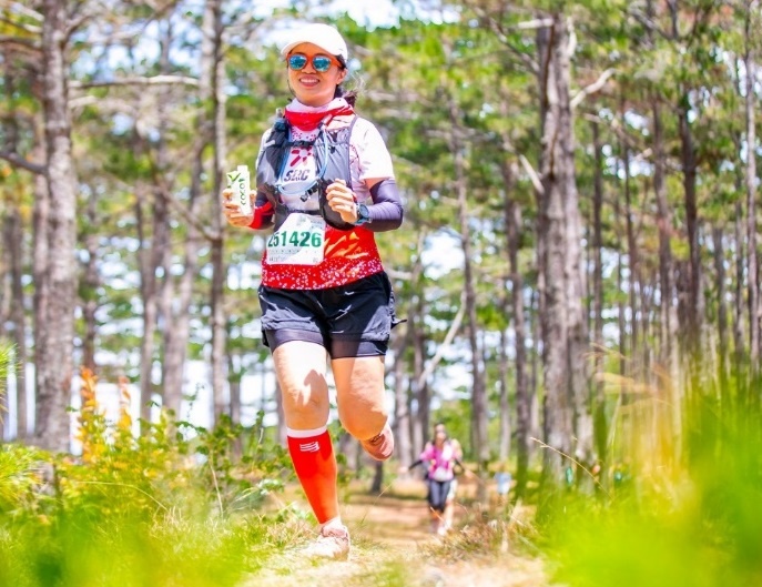Cocoxim tiep suc cho 7.000 runner giai chay Dalat Ultra Trail2023 hinh anh