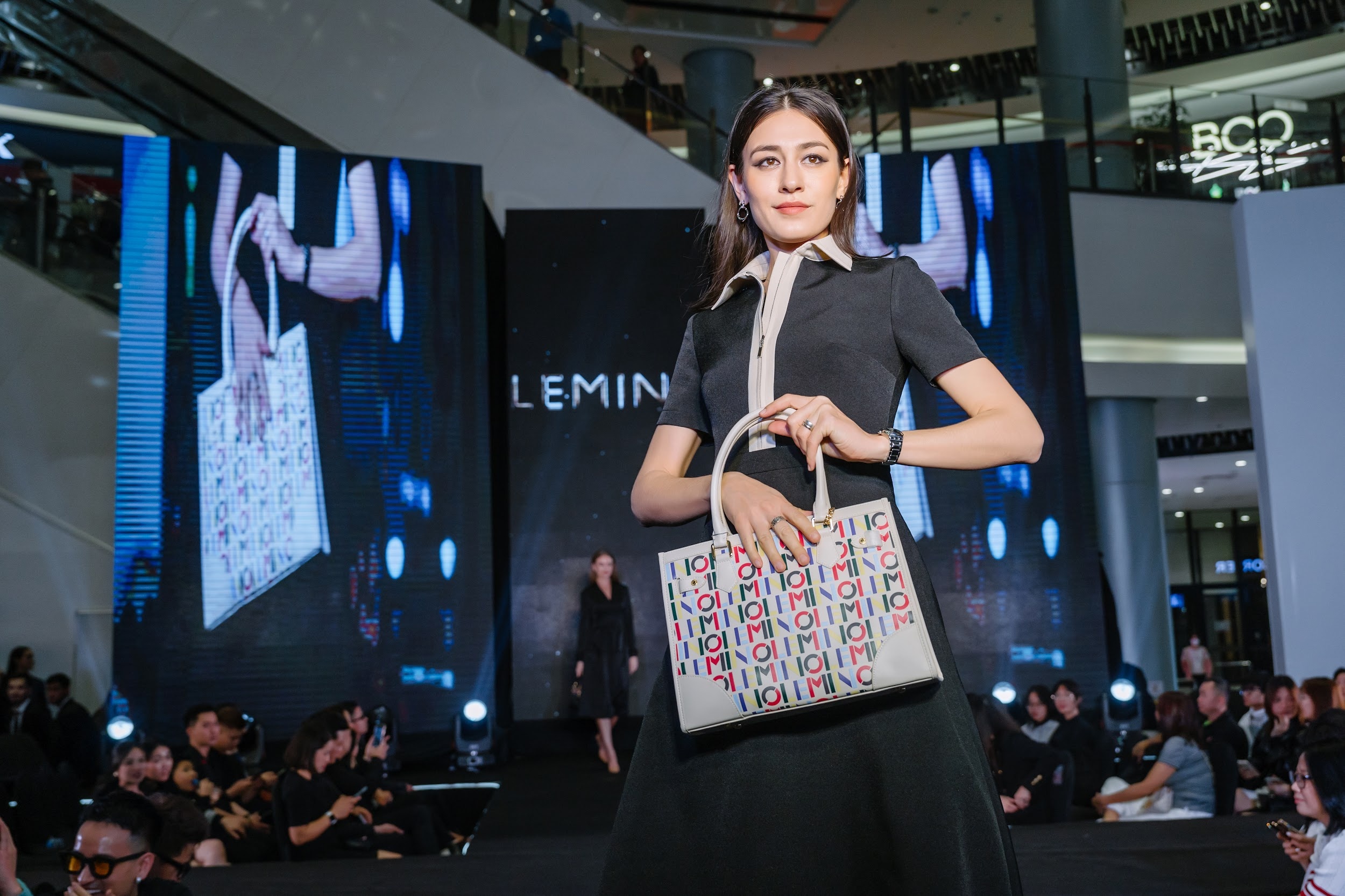 Lemino Monogram Multicolor,  Monogram Jacquard ảnh 5 Lemino Monogram Multicolor,  Monogram Jacquard anh 5