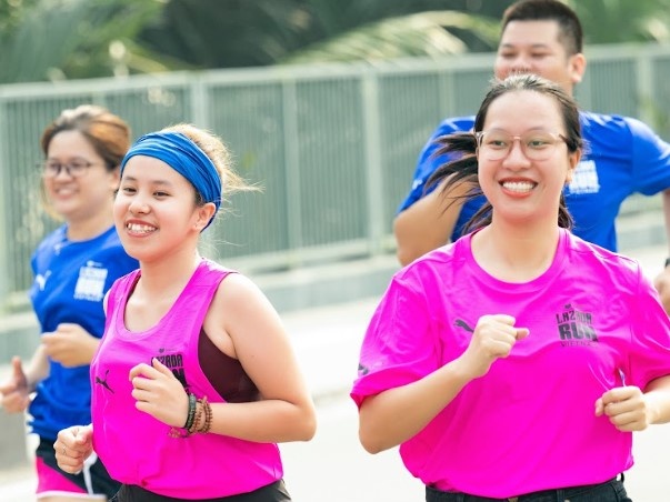 Loat phu kien chinh hang ho tro runner moi chinh phuc giai chay hinh anh