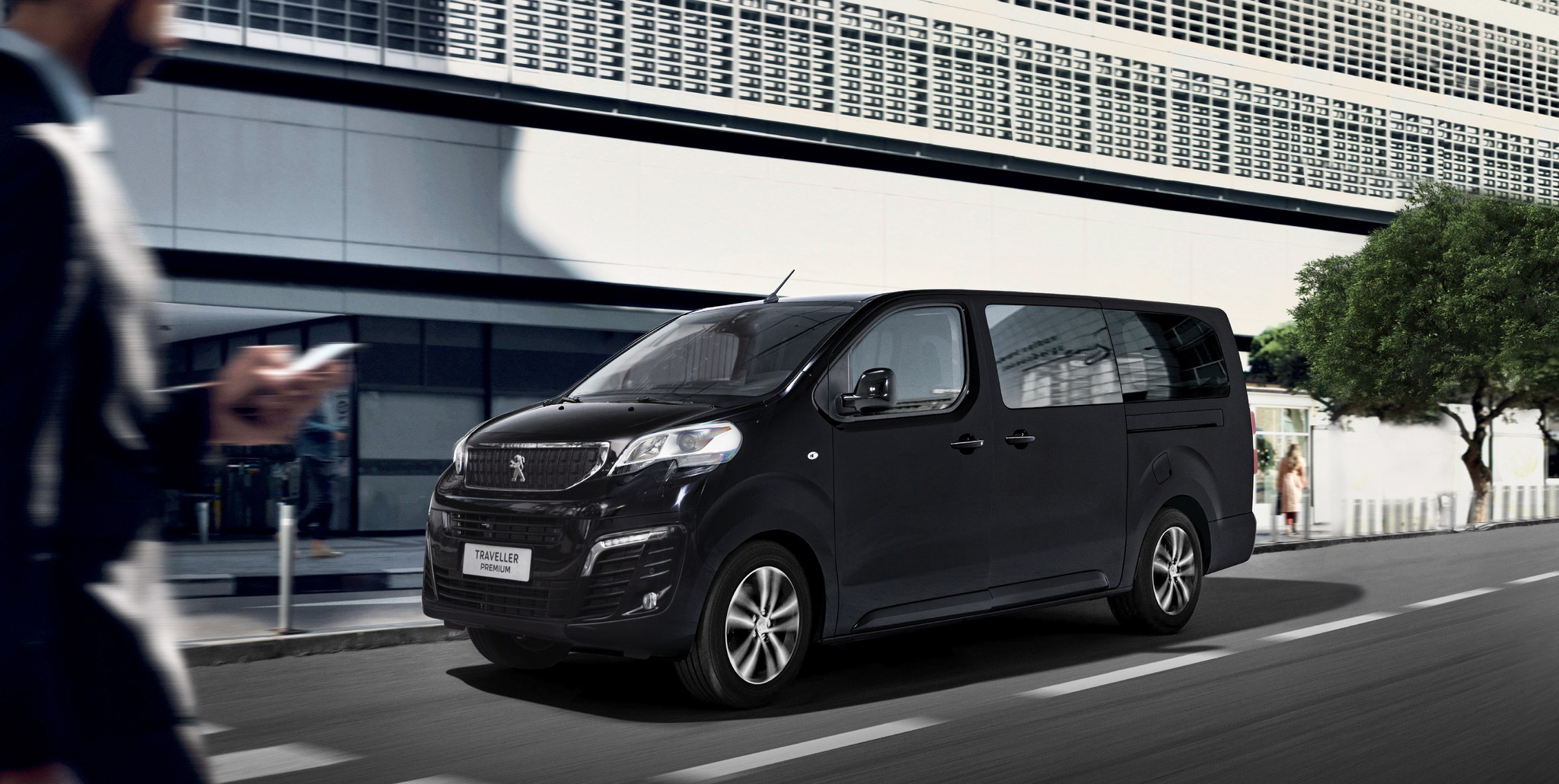 Peugeot Traveller anh 1