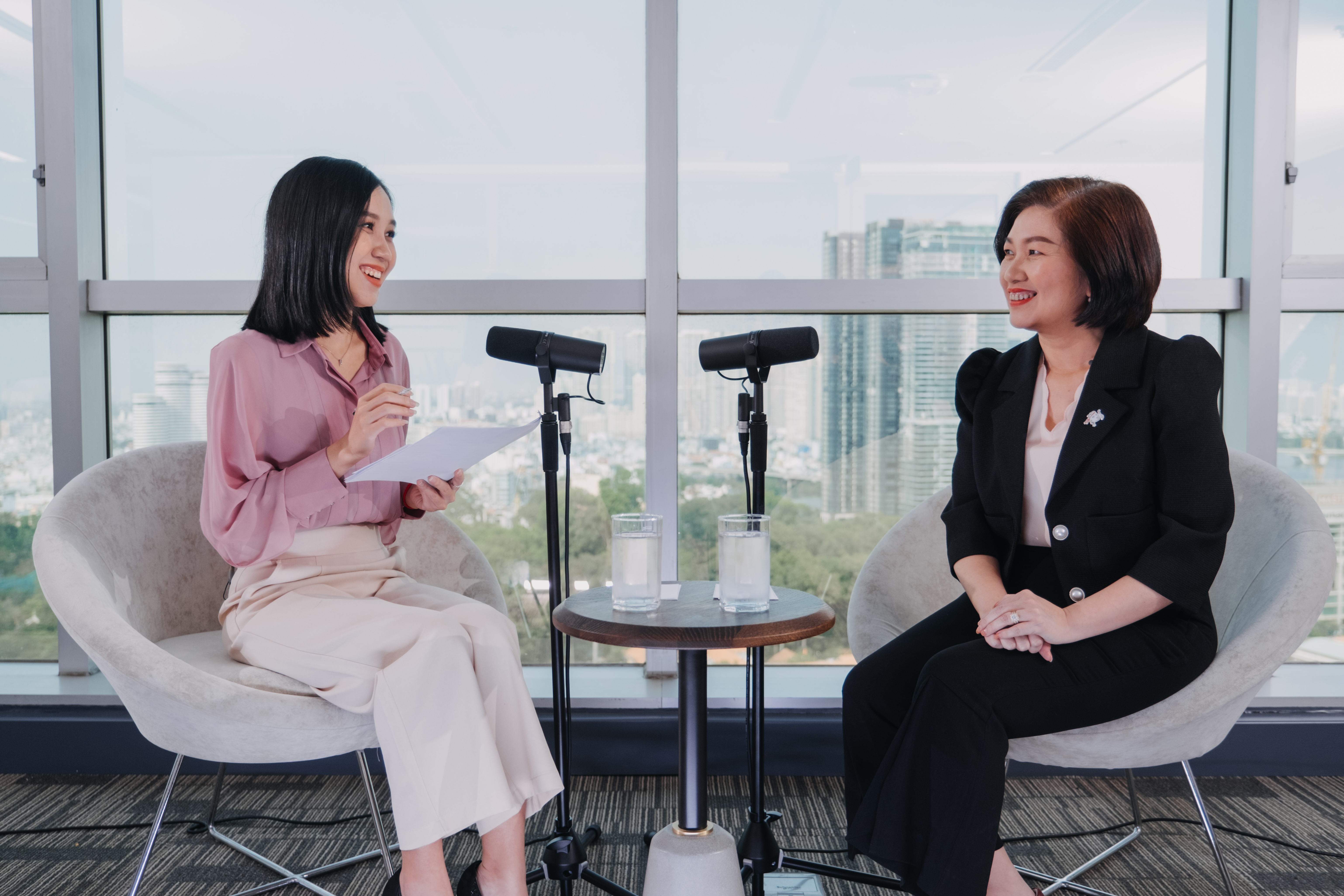 Moi truong lam viec ly tuong la cho nhan vien 'cam giac thuoc ve' hinh anh