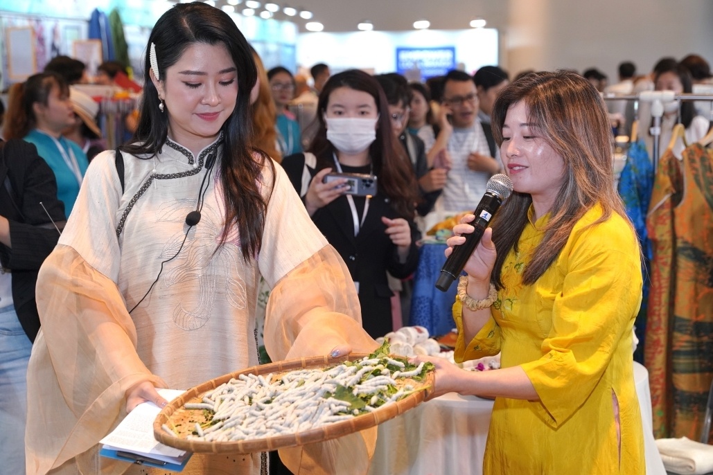 Cam hung thuc day det may phat trien xanh tai Texfuture Viet Nam 2023 hinh anh