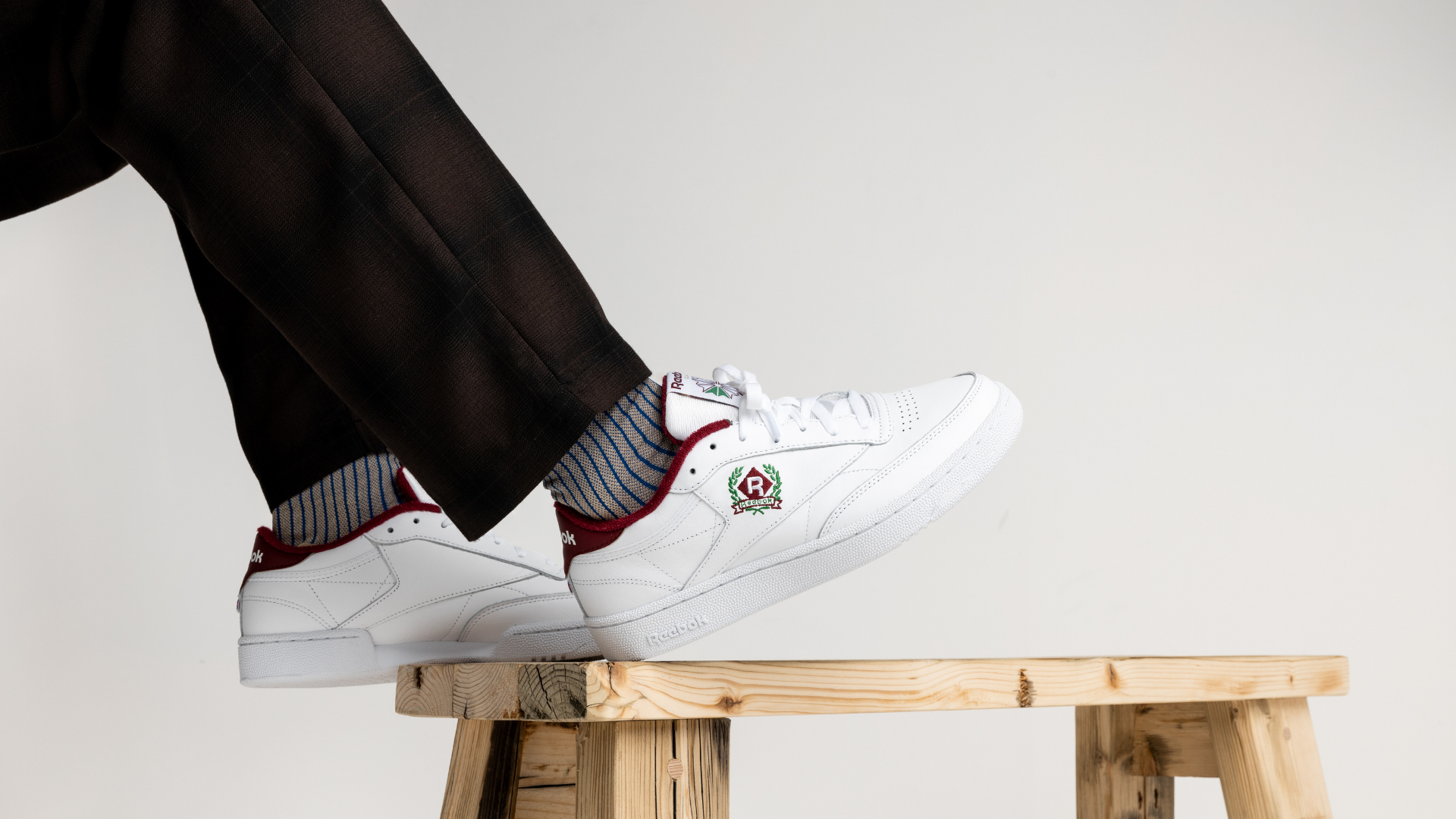 Nguoc ve qua khu voi nhung mau retro sneaker hinh anh