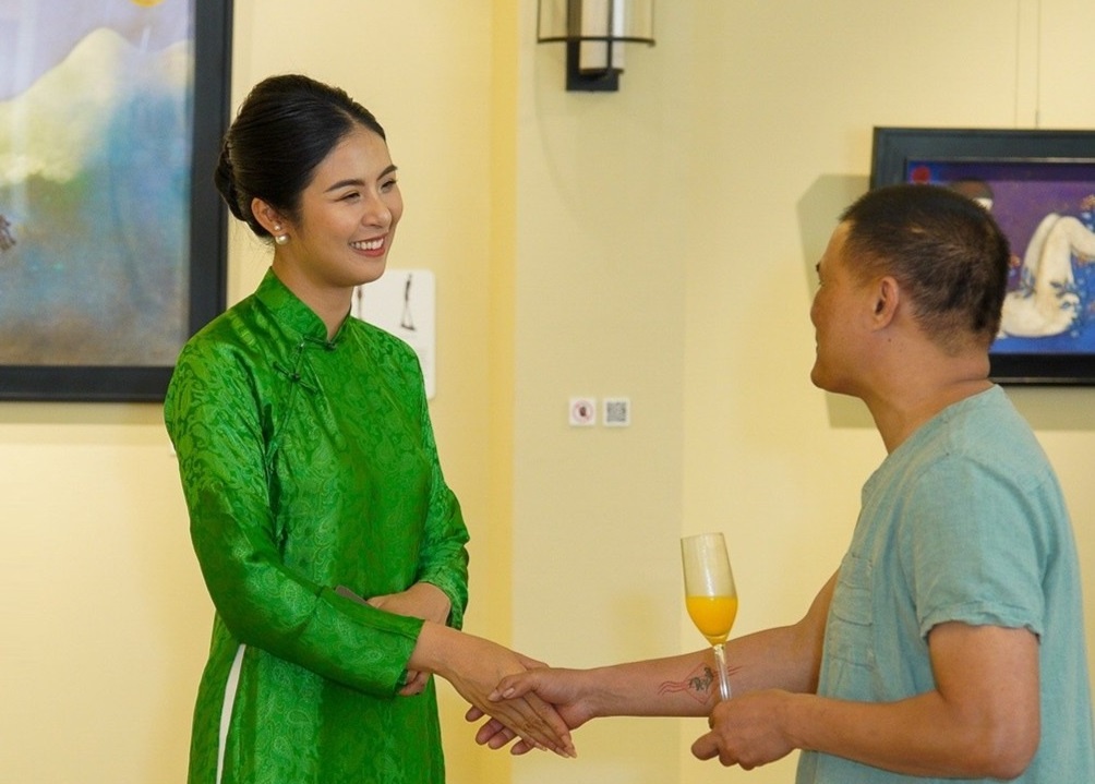 Trien lam 'Tay niu thoi gian' dien ra tai Ana Mandara Villas Dalat hinh anh