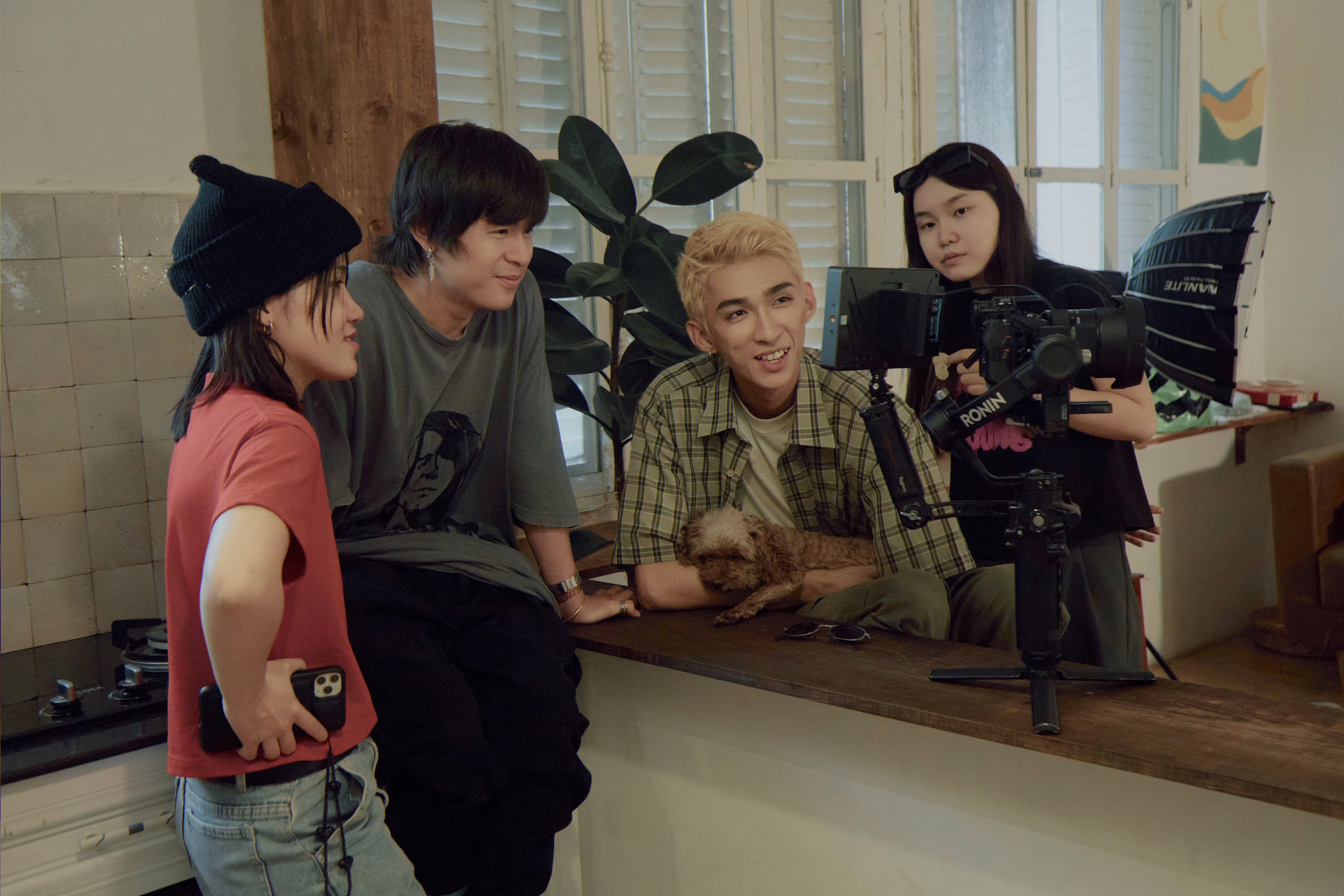 Nen tang am nhac nao danh cho nghe si moi? hinh anh