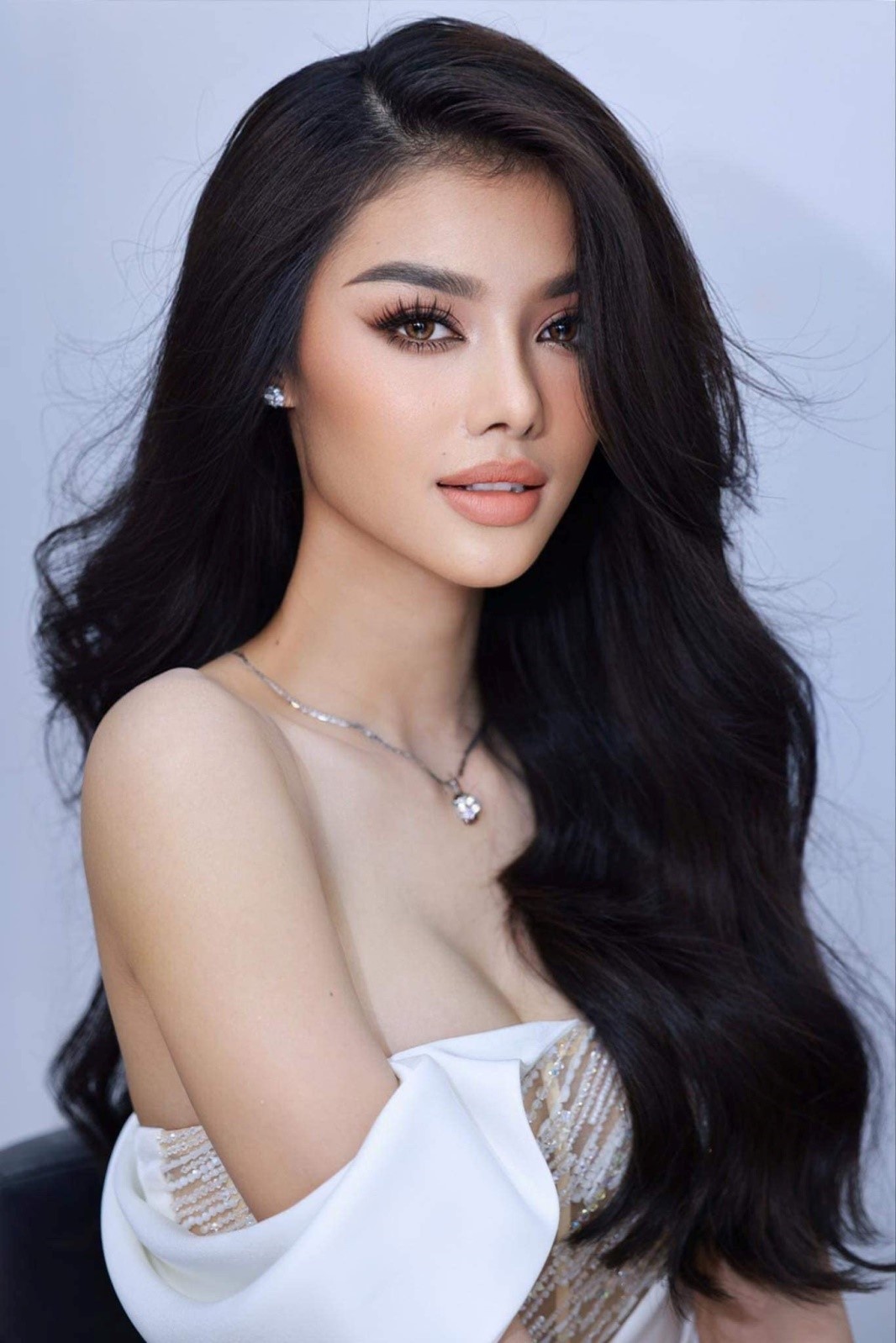 A hau Kieu Loan anh 3