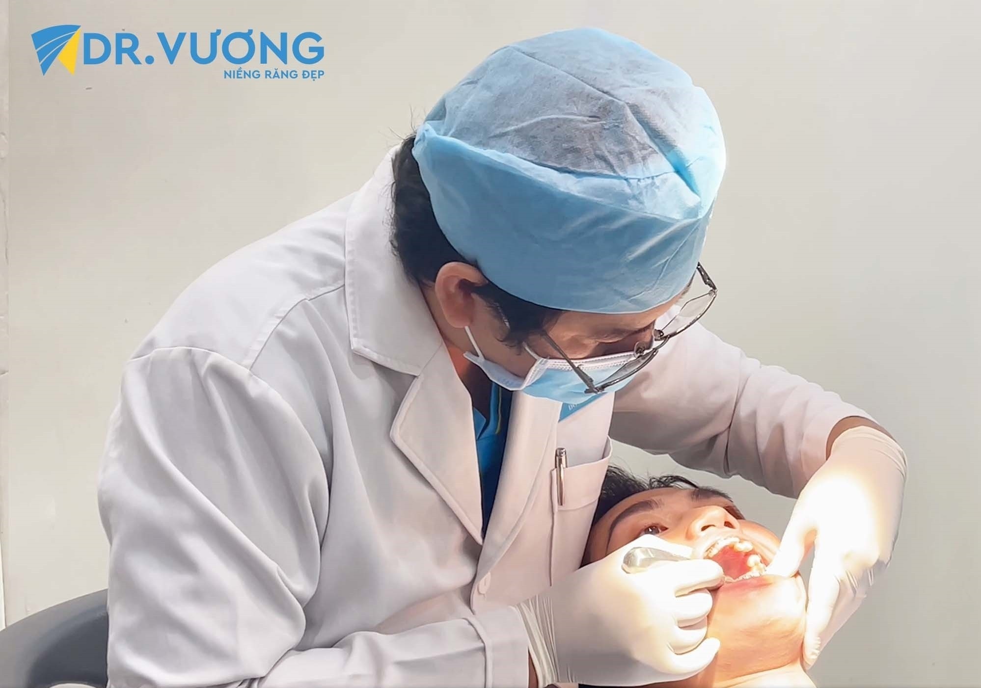Niềng răng Dr Vương ảnh 2 Nieng rang Dr Vuong anh 2