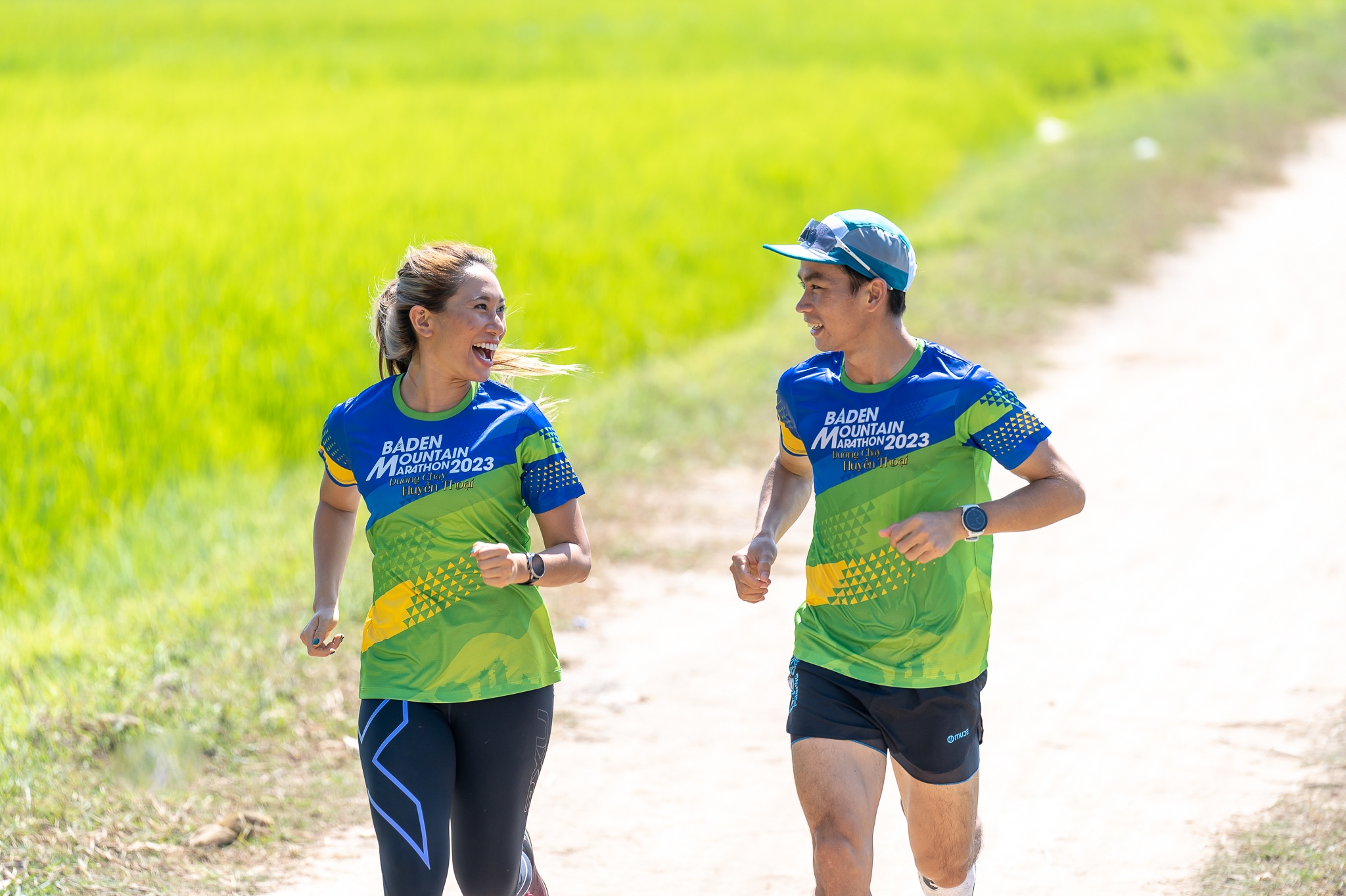 Nha vo dich triathlon: 'Toi rat mong cho giai chay tai Tay Ninh' hinh anh