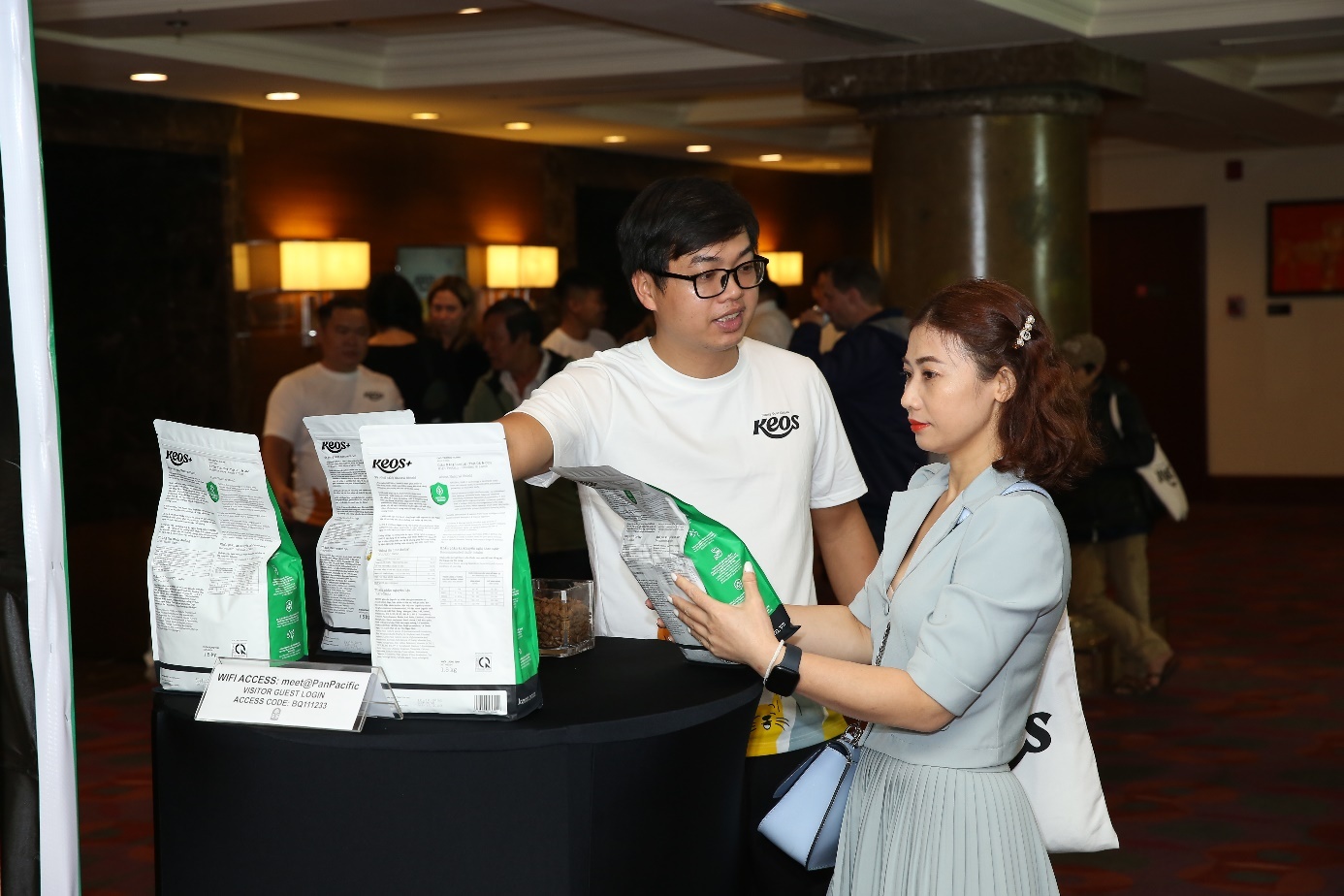 Keos+,  thuc an cho meo anh 1