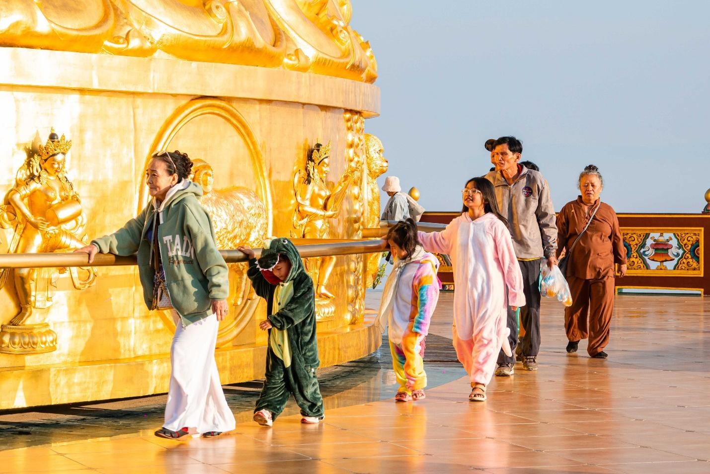 dai bao thap kinh luan anh 2