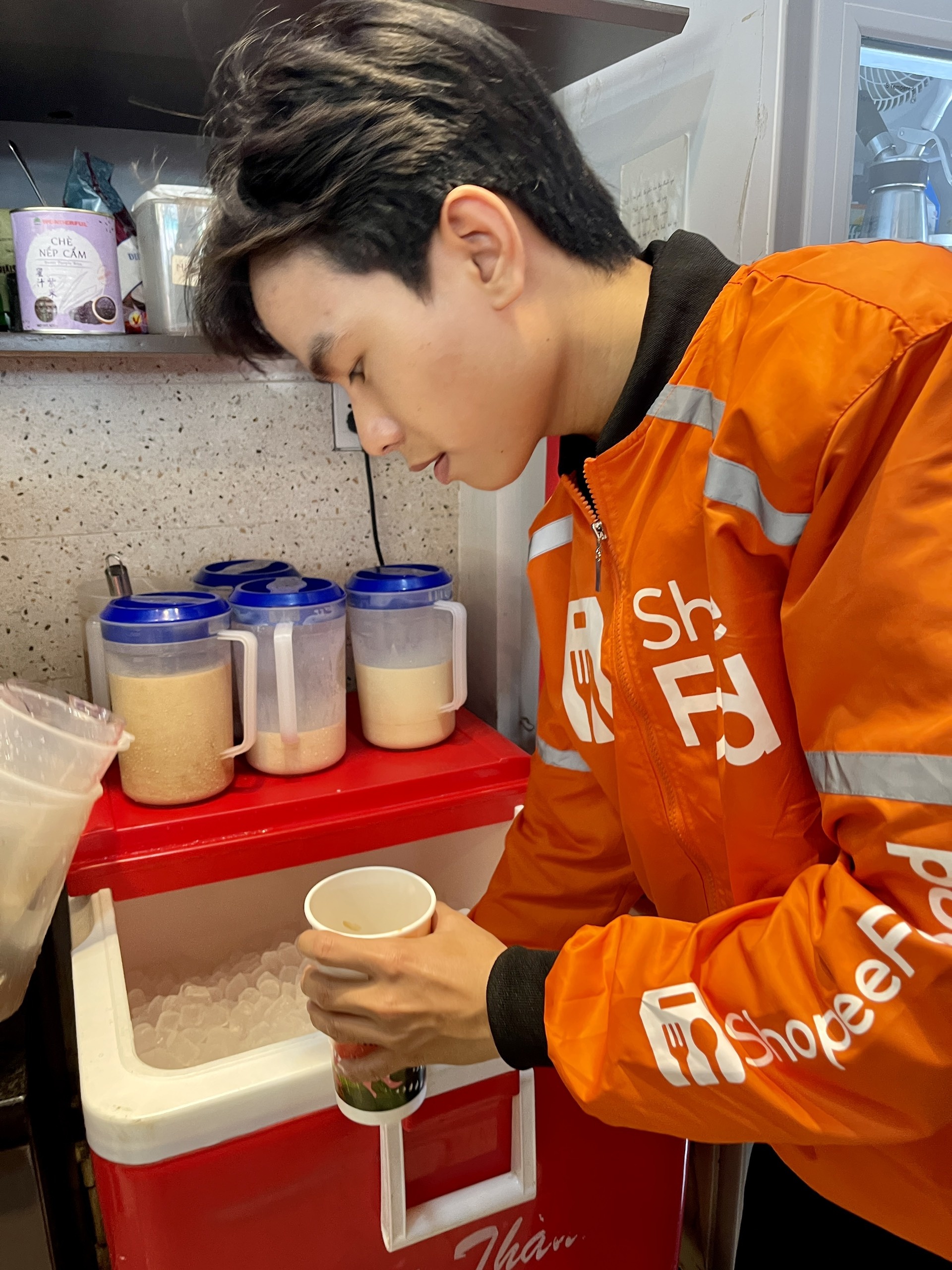 ShopeeFood,  dat mon anh 4