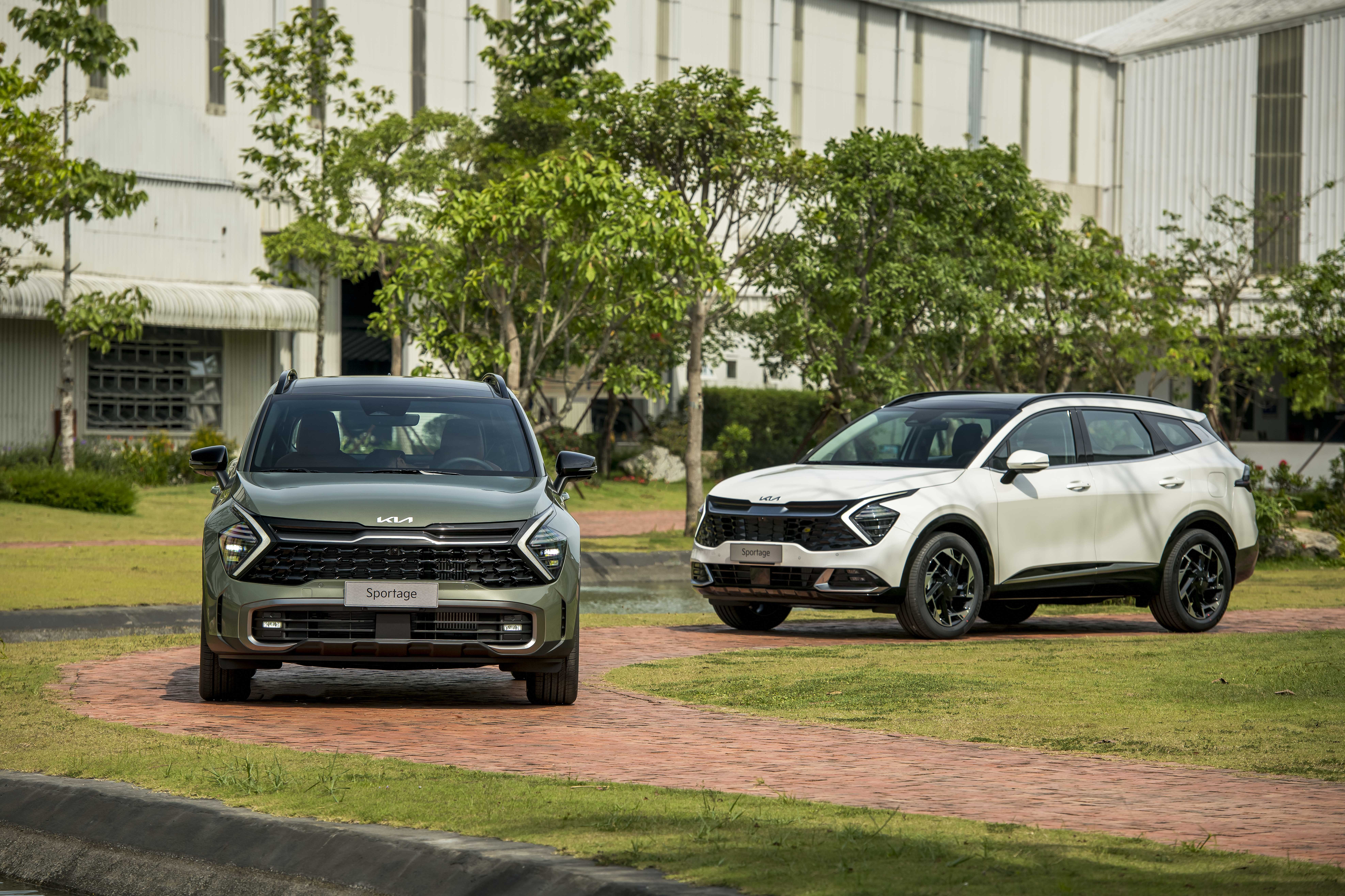 Kia mien phi truoc ba cung nhieu uu dai trong thang 4 hinh anh