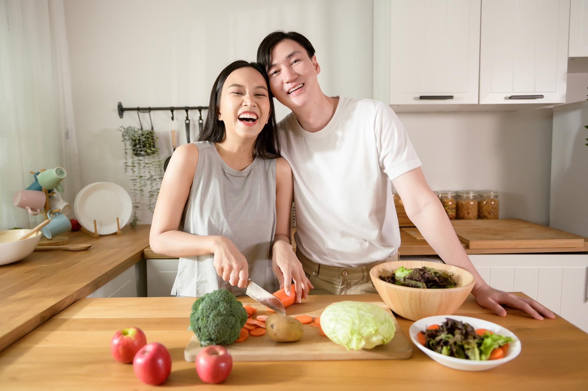 Chuyen hon nhan: ‘Nghiem tuc, dung nghiem trong’ hinh anh