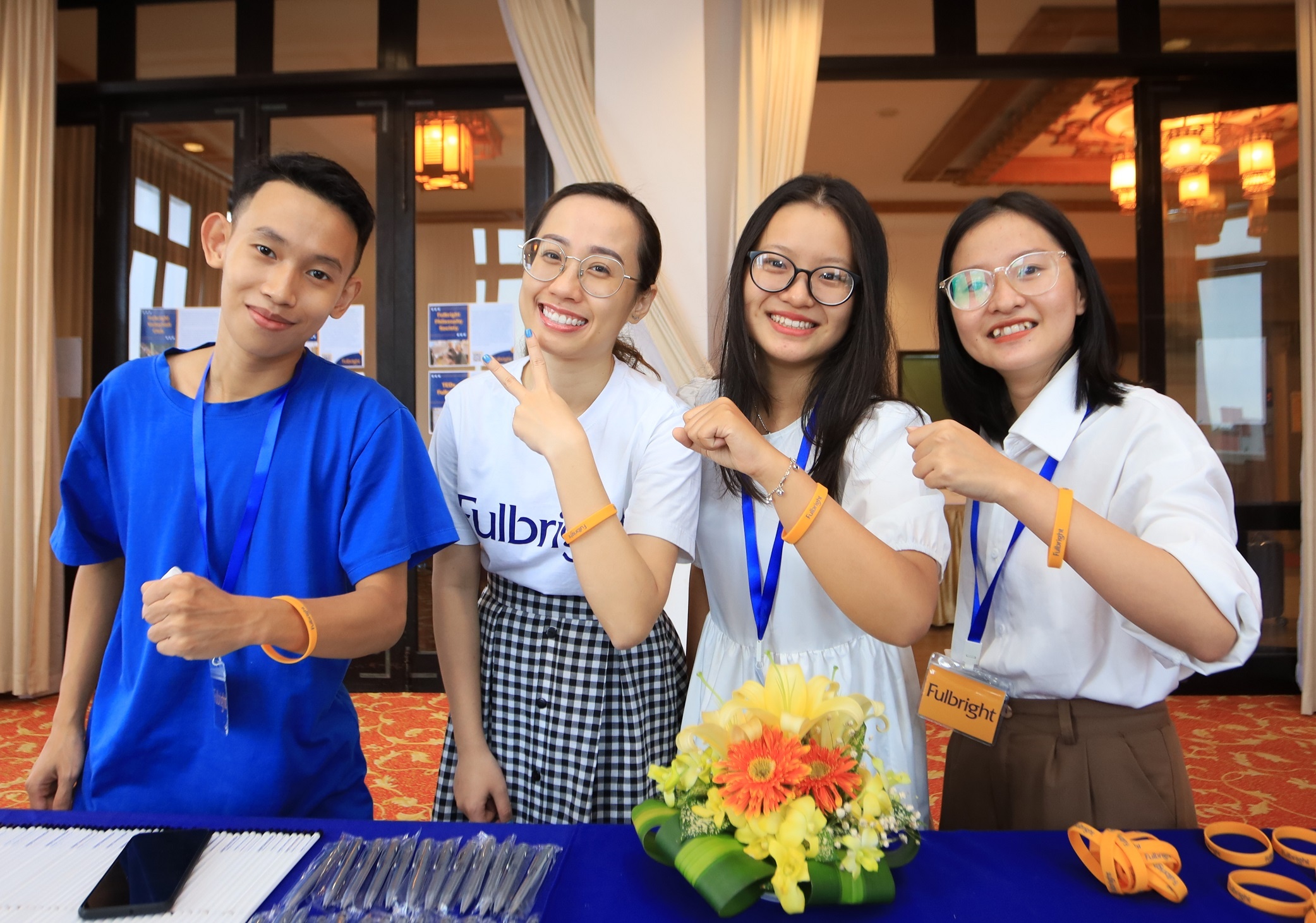 Fulbright don tan sinh vien gia nhap mo hinh giao duc khai phong hinh anh