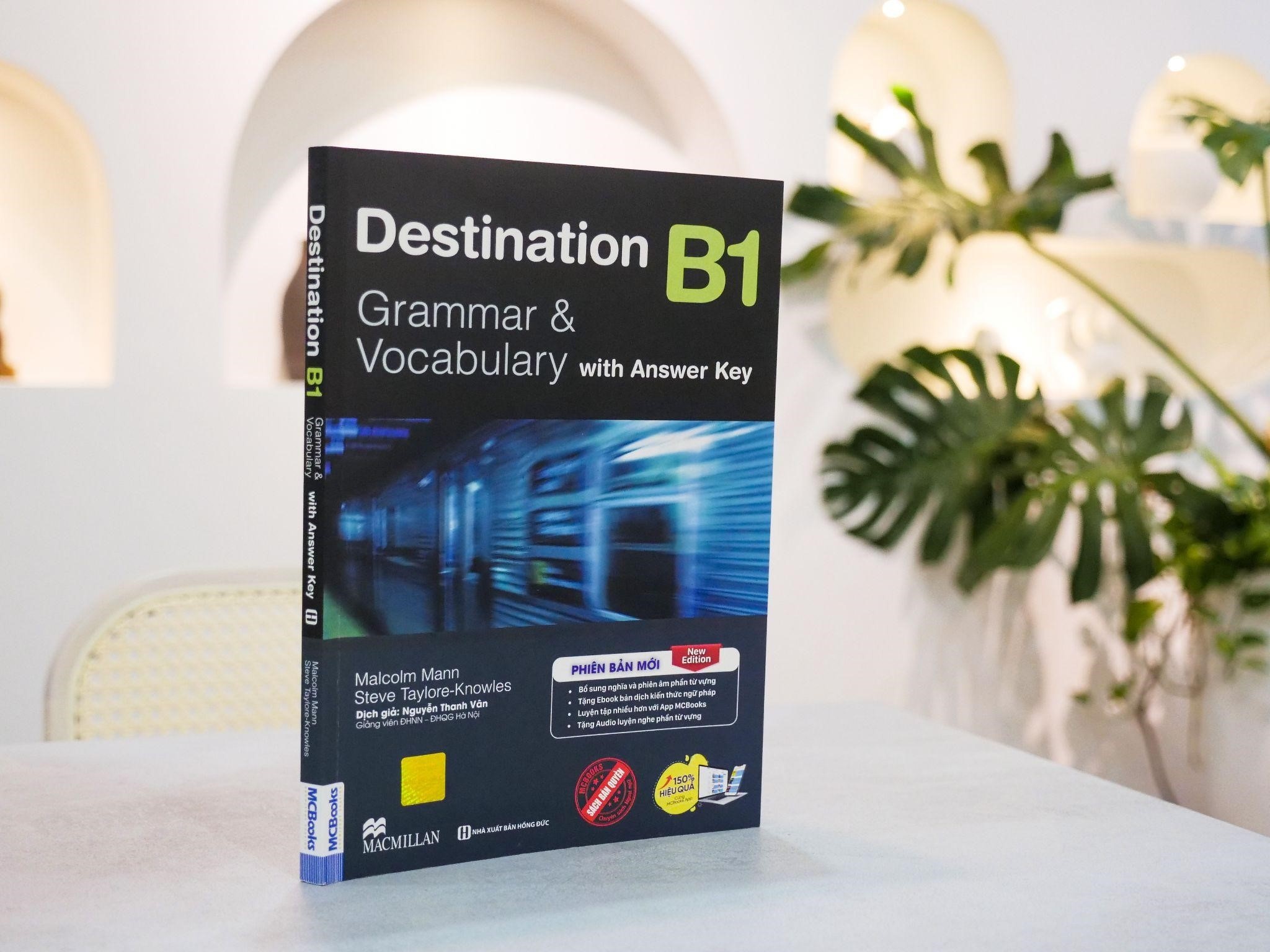 MCBooks ra mat bo sach tieng Anh Destination B1, B2 va C1 hinh anh