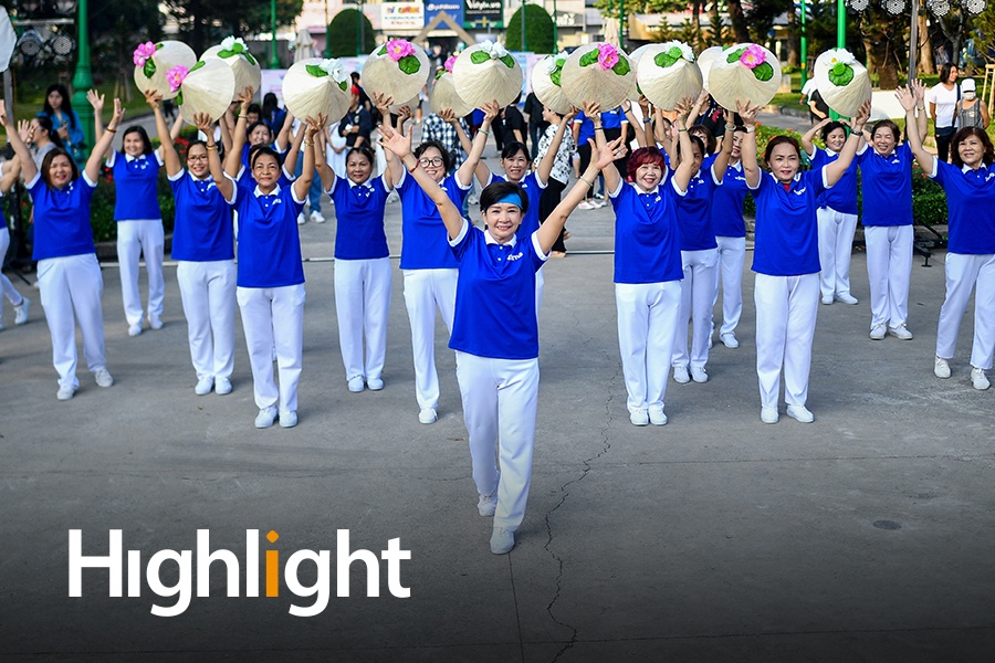 Nhung con so dang nho cua chuyen da ngoai thanh xuan dac biet hinh anh