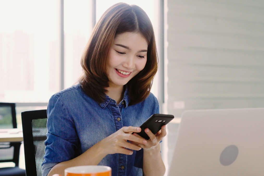 Gen Z thich thu trai nghiem VCB Digibot hinh anh