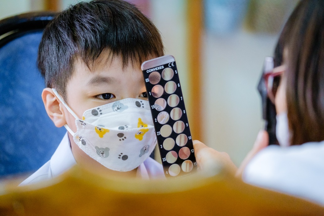 V.Rohto,  Hanh phuc thay anh 1