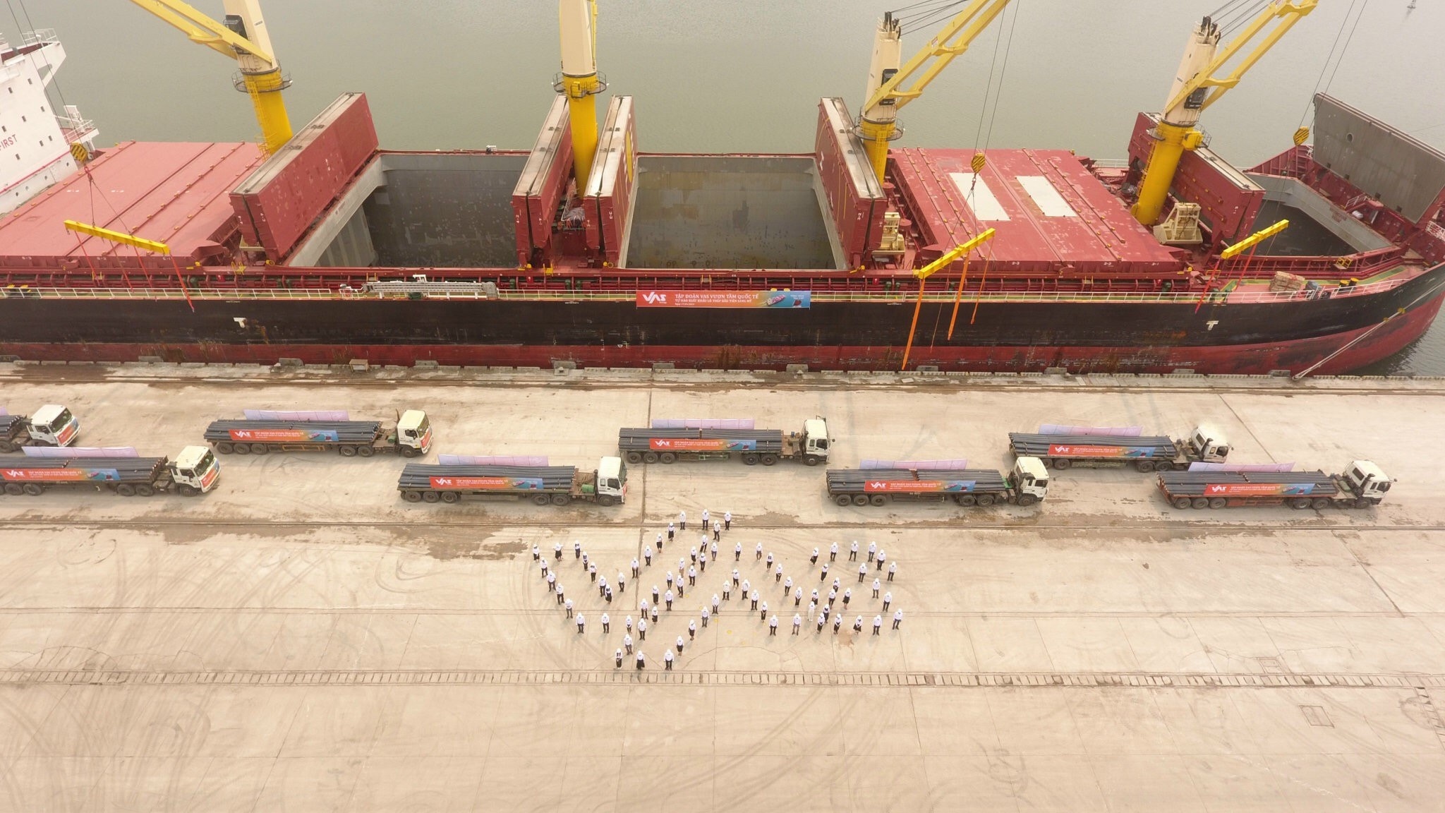 Thep VAS xuat sang My, khang dinh ban linh thuong hieu quoc gia hinh anh