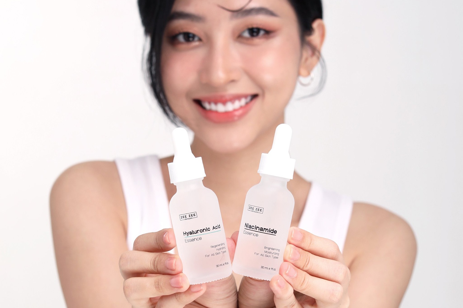 Bi quyet cham soc da duoi 60 giay moi ngay cua hot face Kim Chi hinh anh