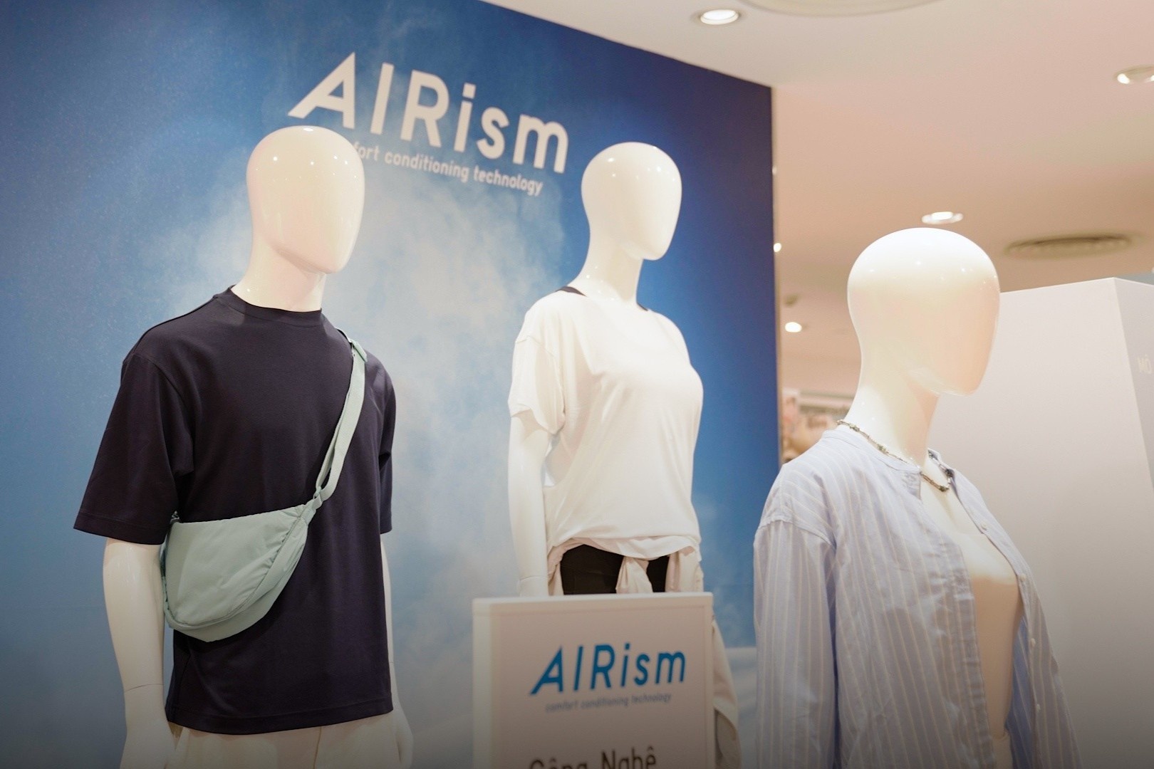 Don he thoai mai nho cong nghe vai nhanh kho AIRism tu Uniqlo hinh anh