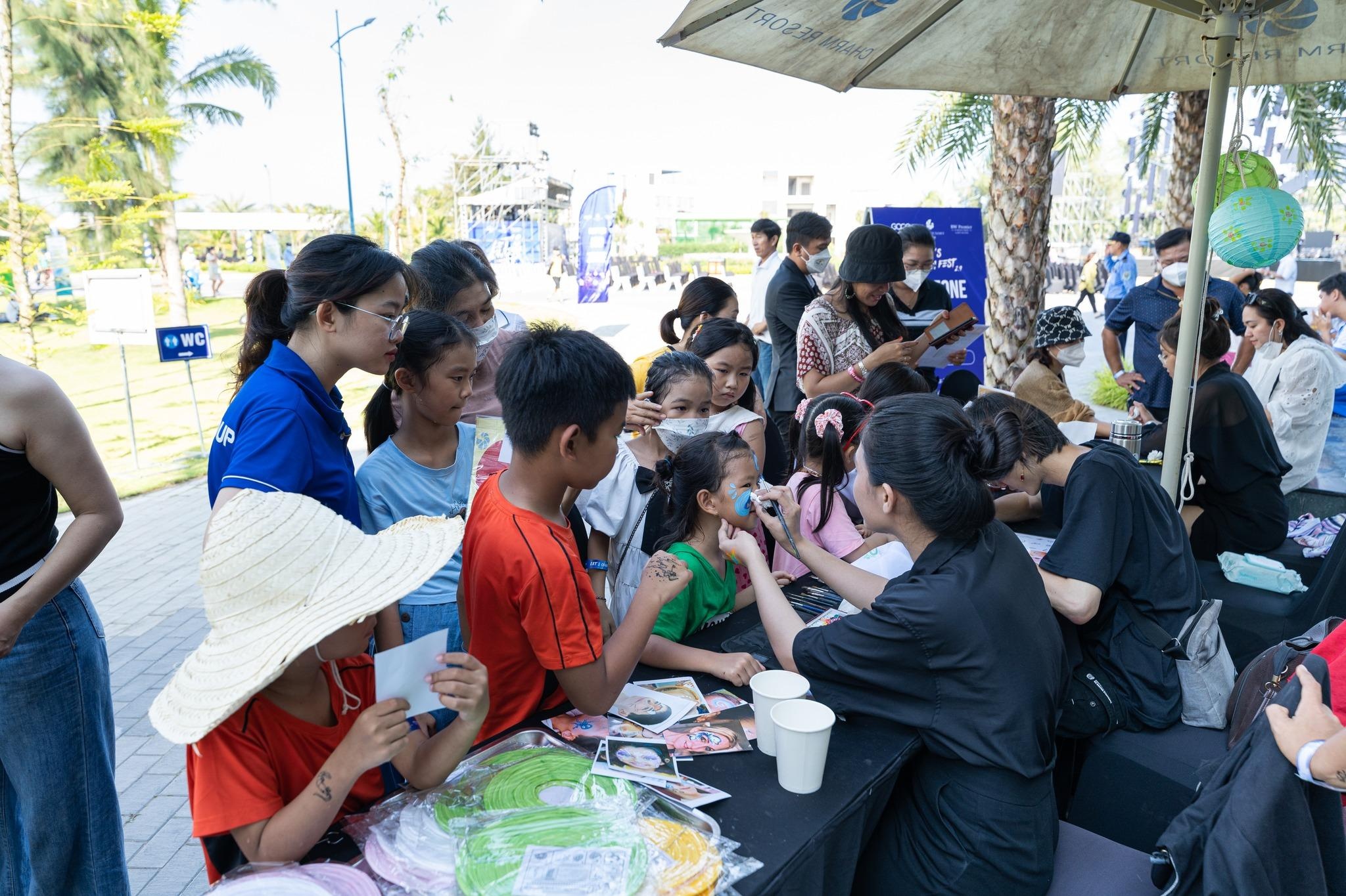 Charm Fantasea,  Charm Resort Ho Tram anh 1