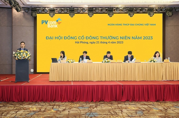 PVcomBank,  dai hoi co dong anh 1