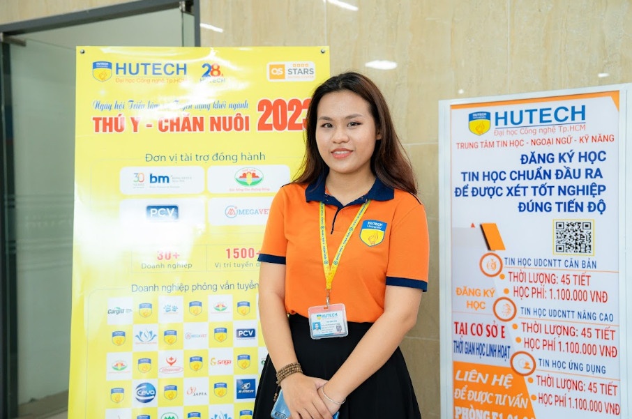 Hutech anh 2