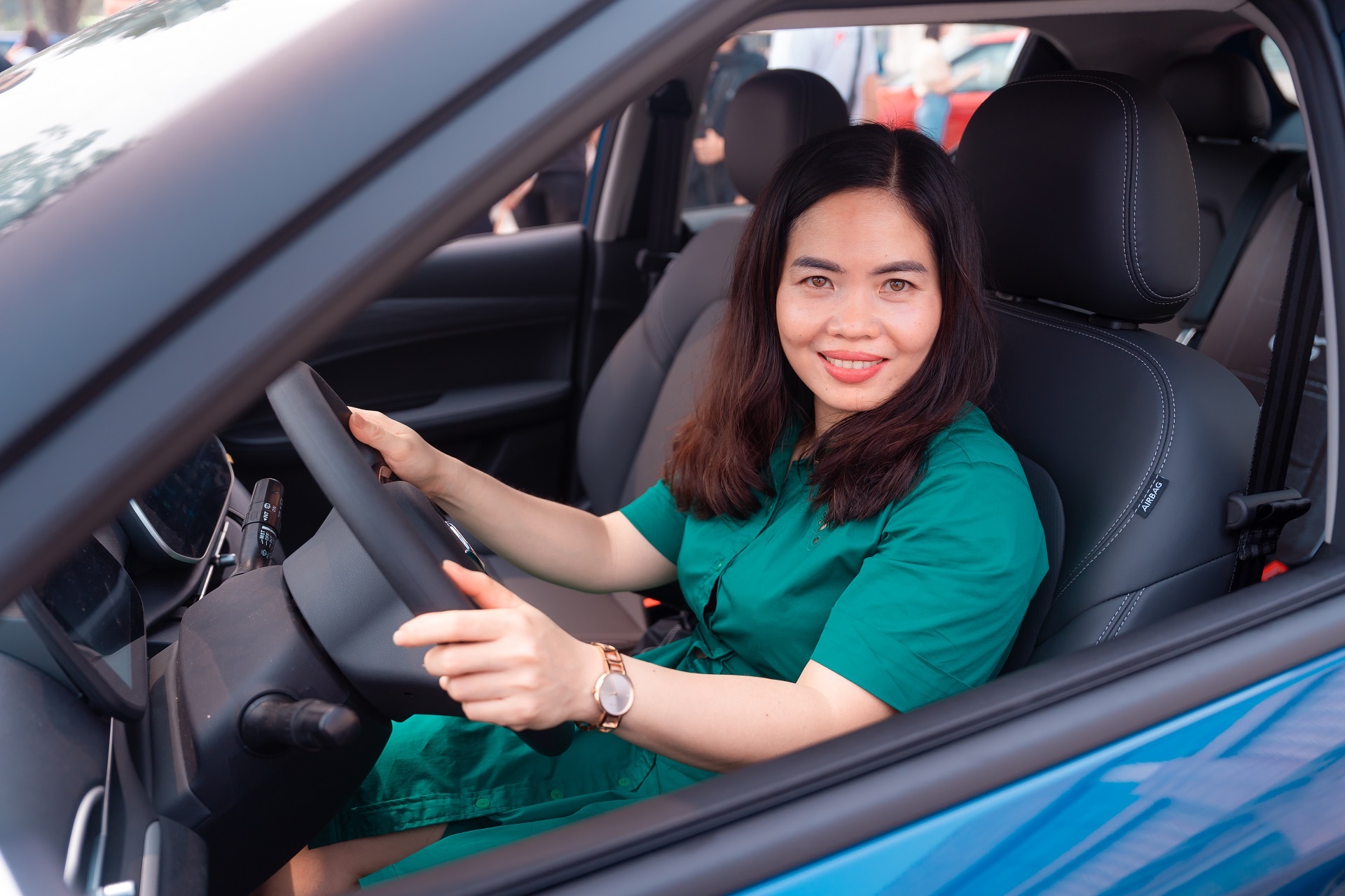 Nhung khach hang dau tien nhan xe noi gi ve VF 5 Plus? hinh anh