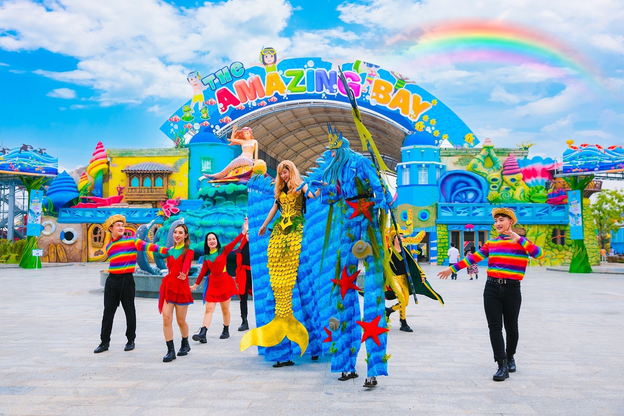 Vinh Ky Dieu mung sinh nhat va cong bo gia ve moi hinh anh