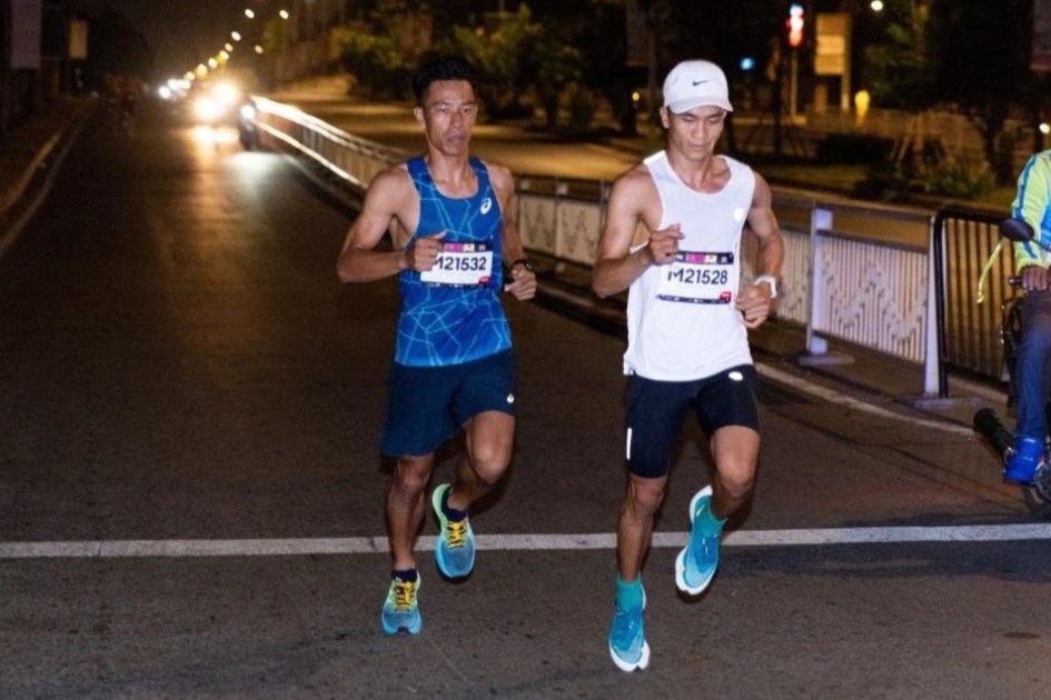 Cuoc so tai sit sao gianh ve toi chung ket Lazada Run tai Singapore hinh anh