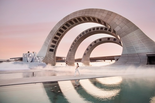 Fashion Voyage No.5 - suc hut tu 2 cong trinh kien truc cua Sun Group hinh anh