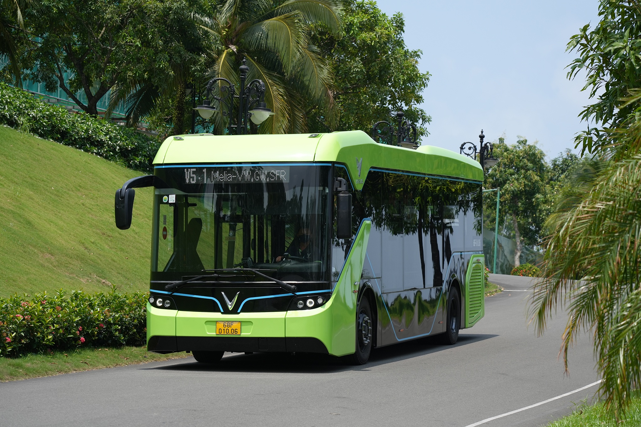 Kham pha Phu Quoc United Center tren tuyen xe VinBus ‘4 khong’ hinh anh
