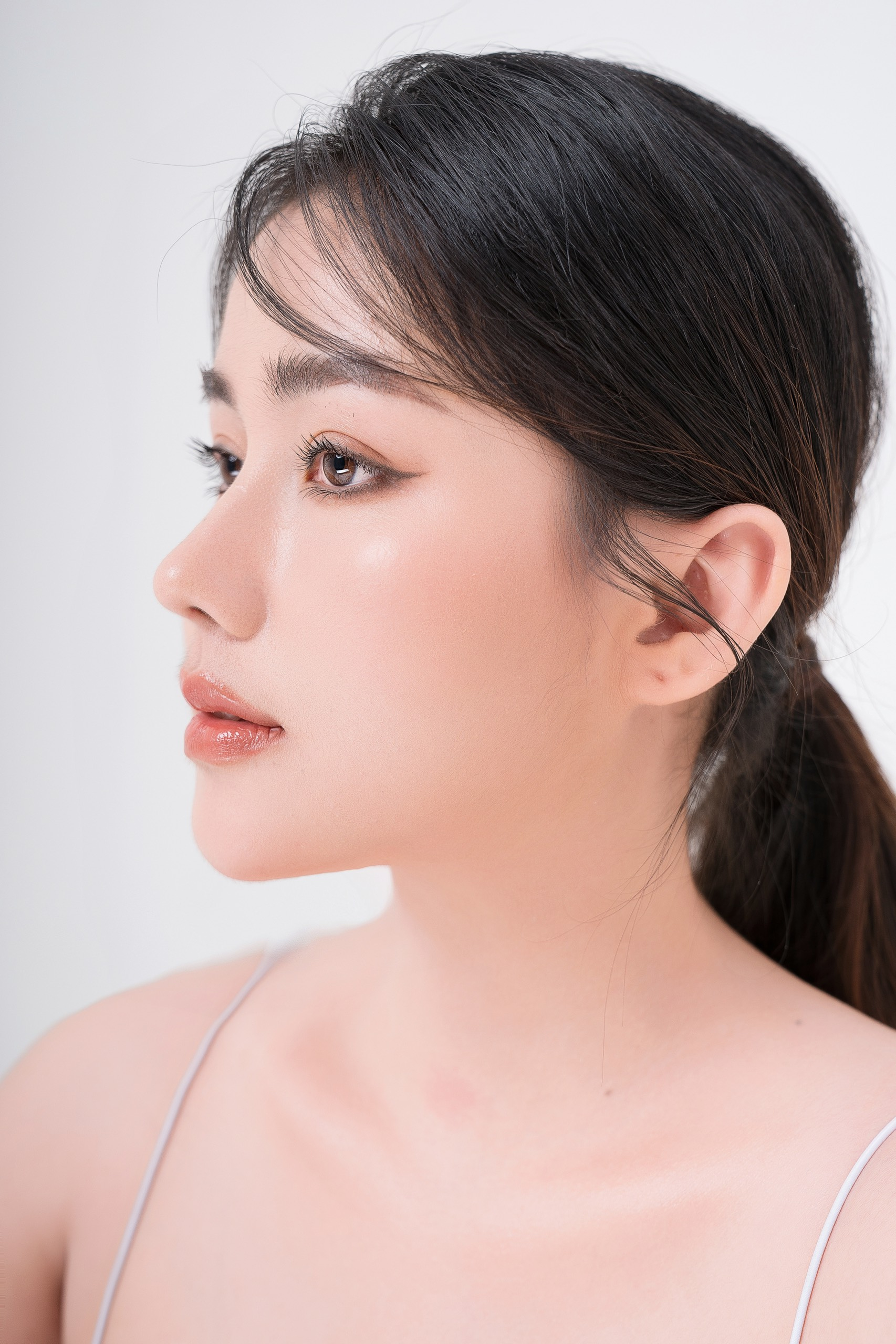 Phẫu thuật nâng mũi ảnh 5 Phau thuat nang mui anh 5