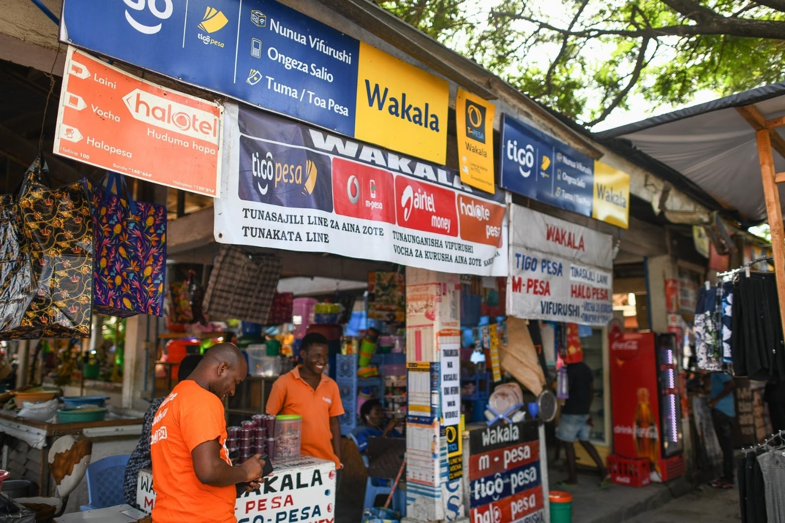 Viettel Global lai truoc thue gan 1.000 ty dong trong quy I hinh anh