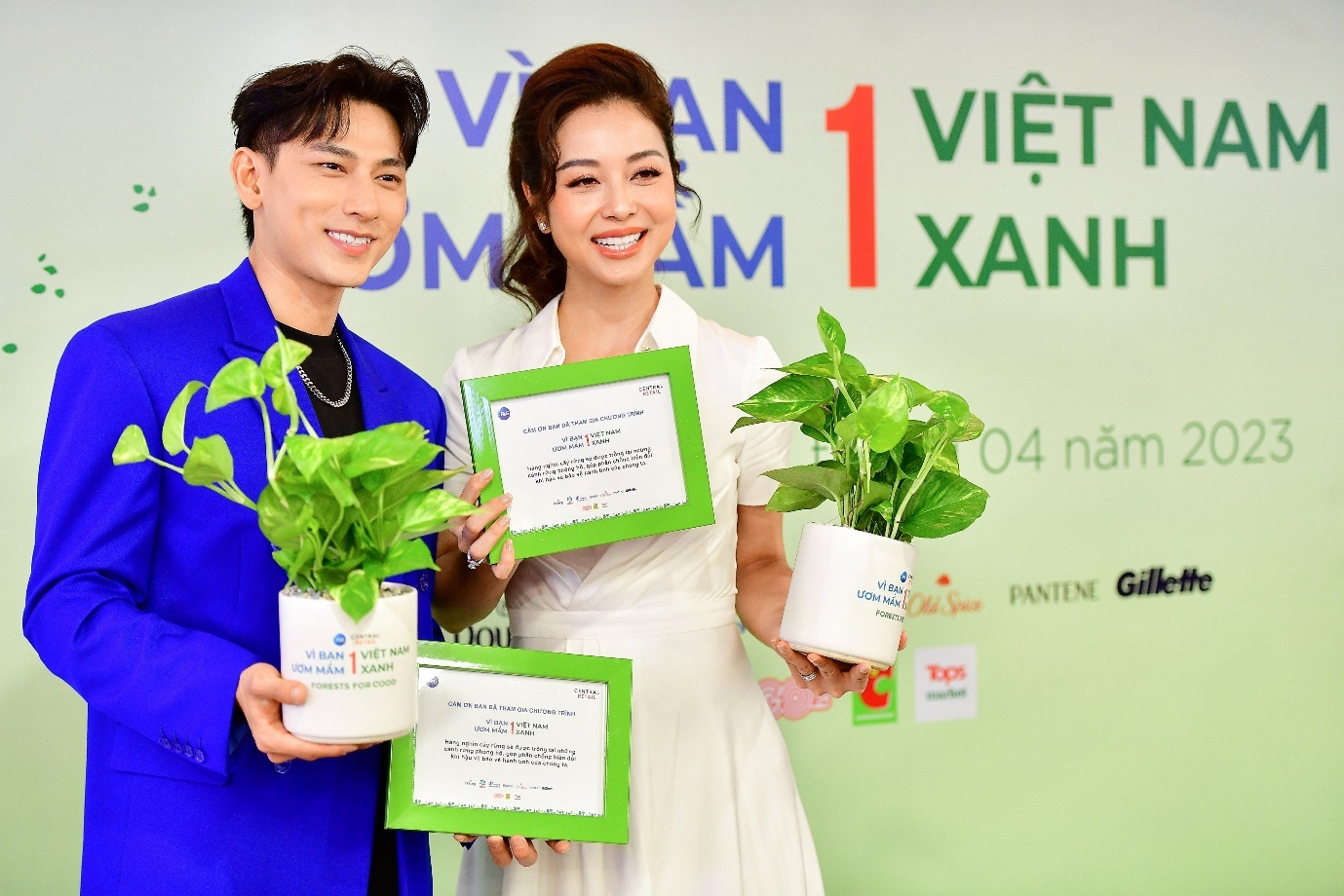 Chung tay uom mam mot Viet Nam xanh hinh anh