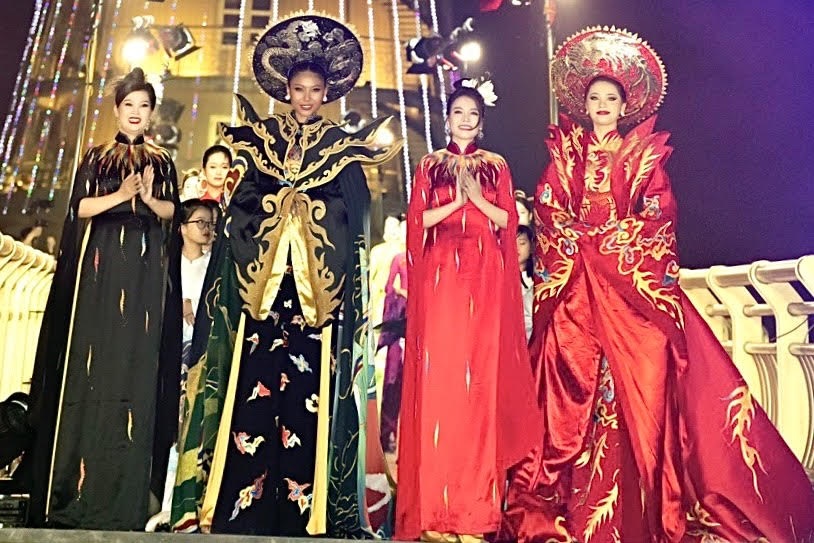 Linh thiêng nguồn cuội ảnh 3 Linh thieng nguon cuoi anh 3