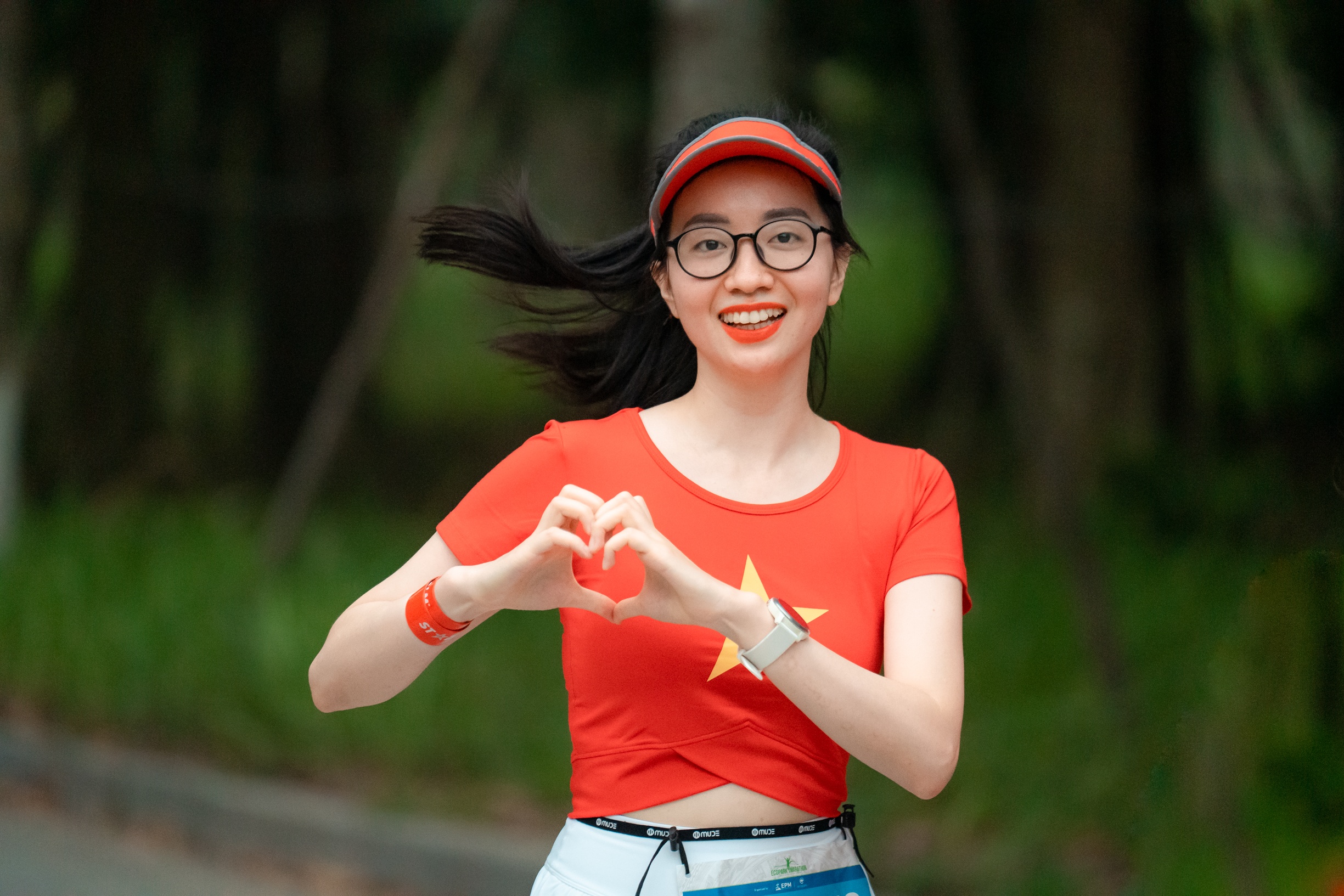 Thien nhien xanh hut mat o giai chay Ecopark Marathon 2023 hinh anh