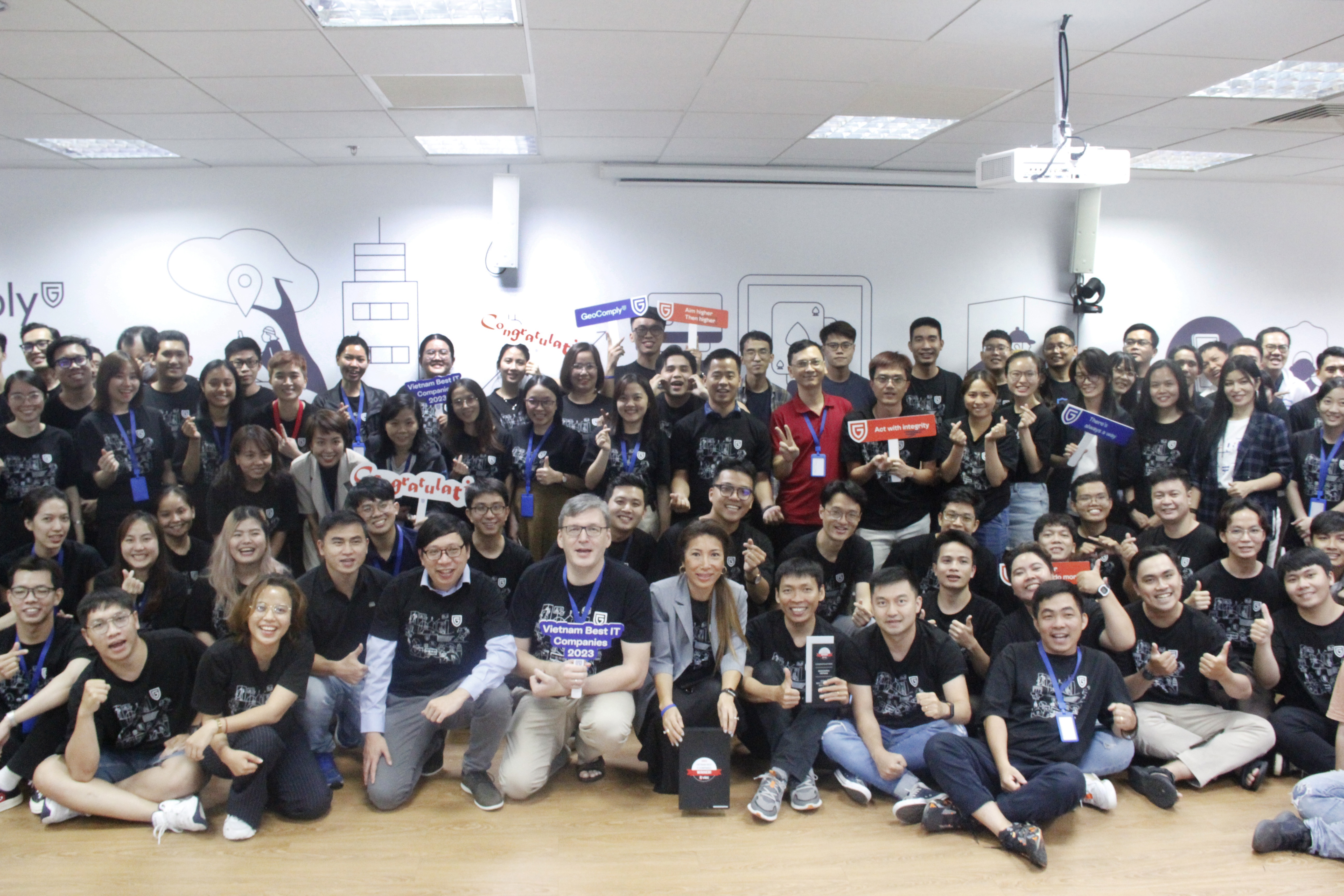 ITviec,  Cong ty IT anh 3