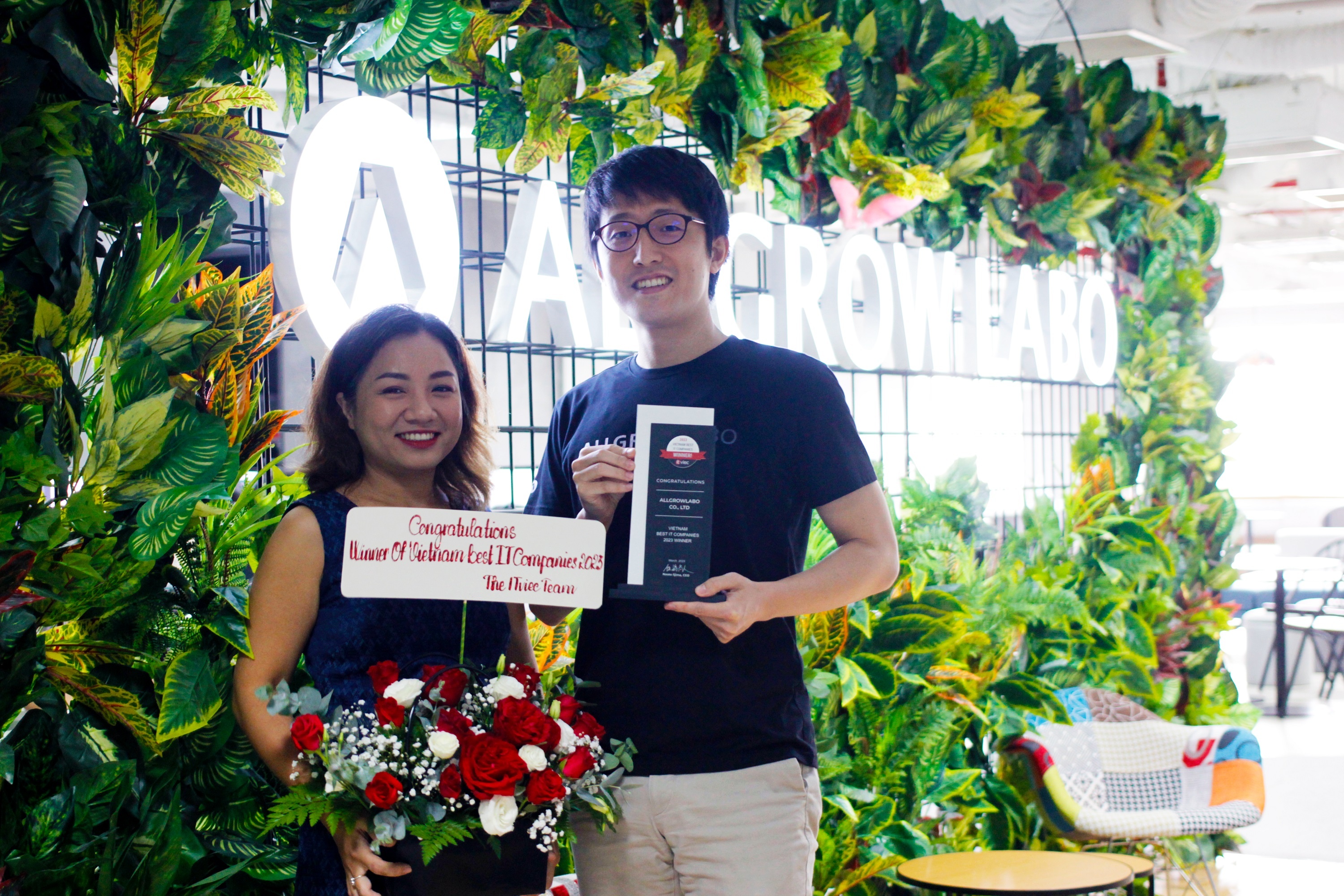 ITviec,  Cong ty IT anh 1