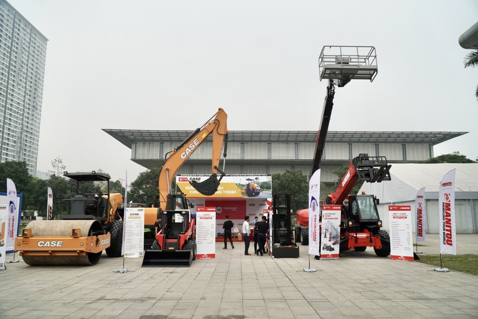 May xay dung ho tro nang cao chat luong cong trinh, day nhanh tien do hinh anh