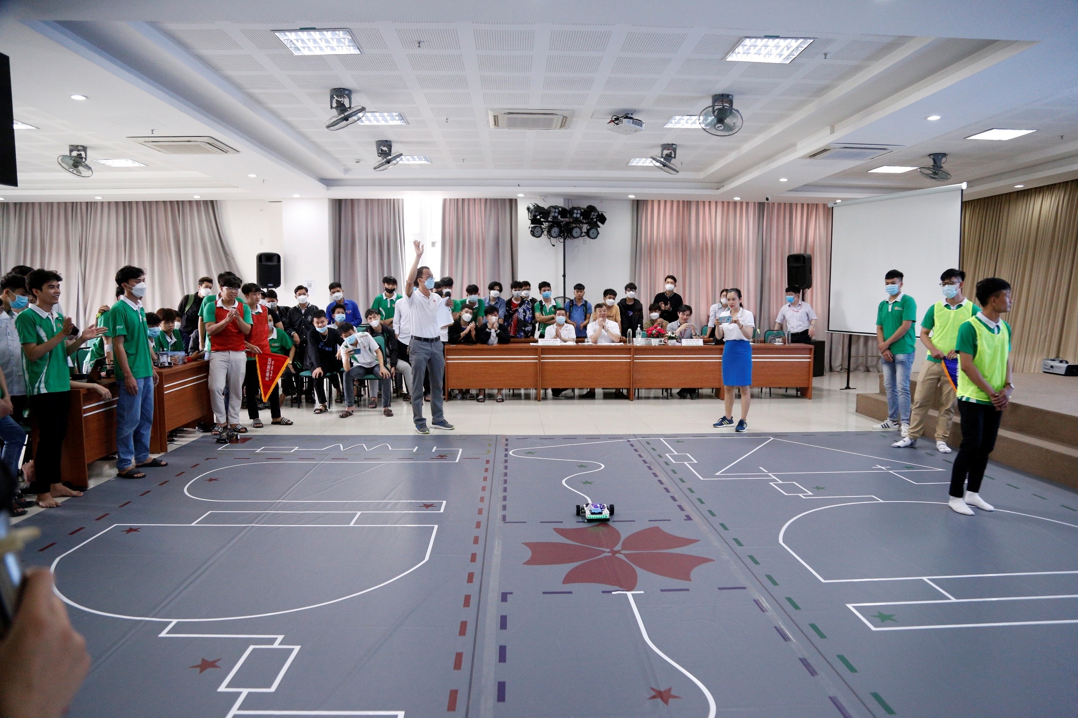 Dai hoc Dong A anh 3