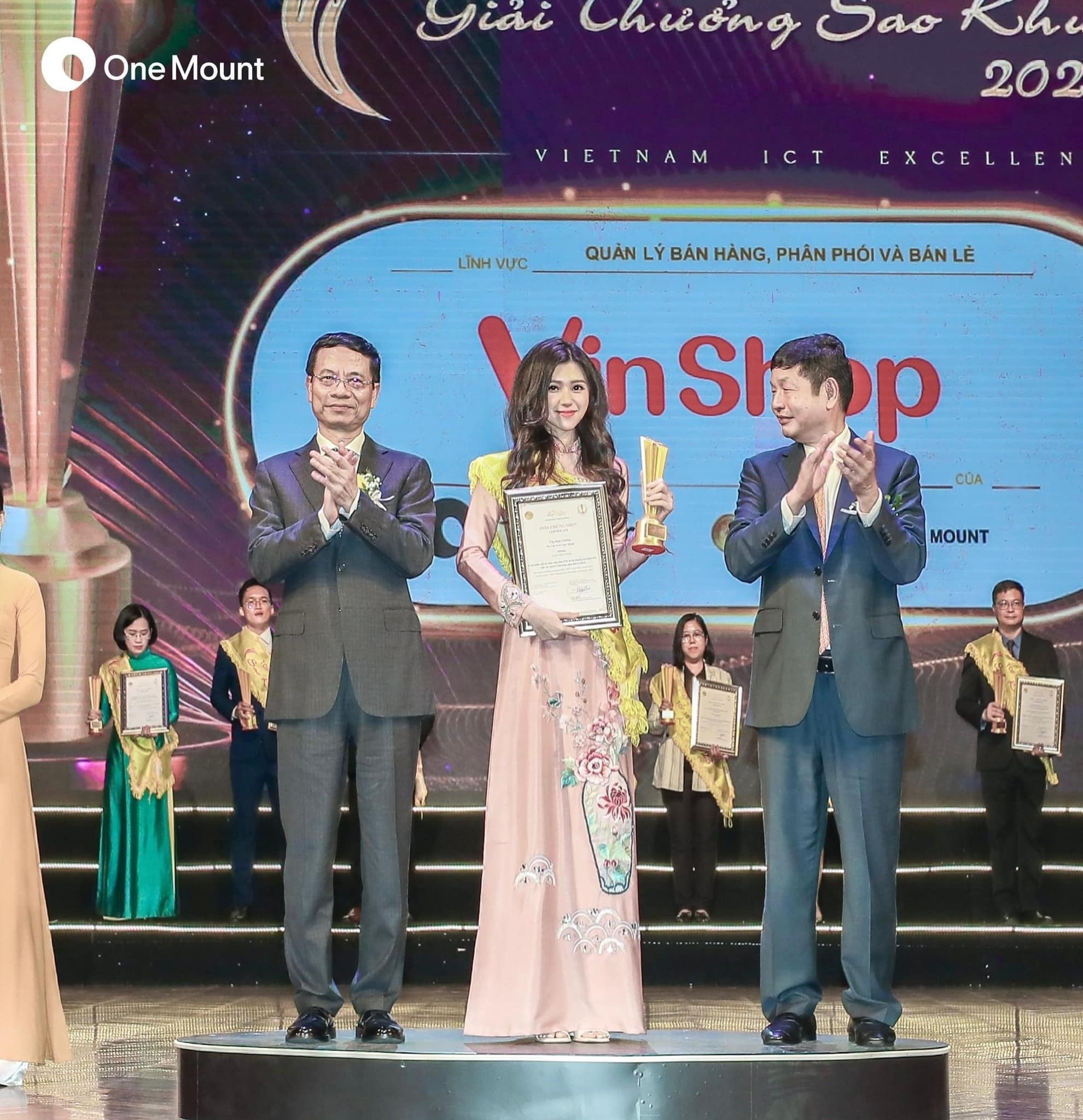 VinShop,  One Mount anh 1