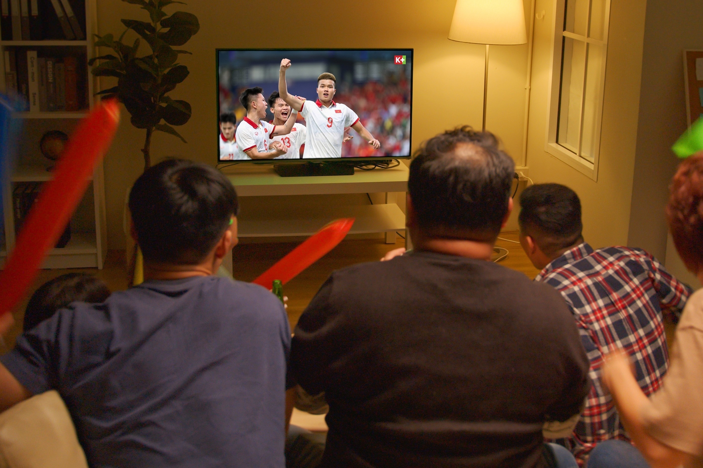 Thuong thuc tron ven SEA Games 32 cung loat giai tri tren K+ thang 5 hinh anh