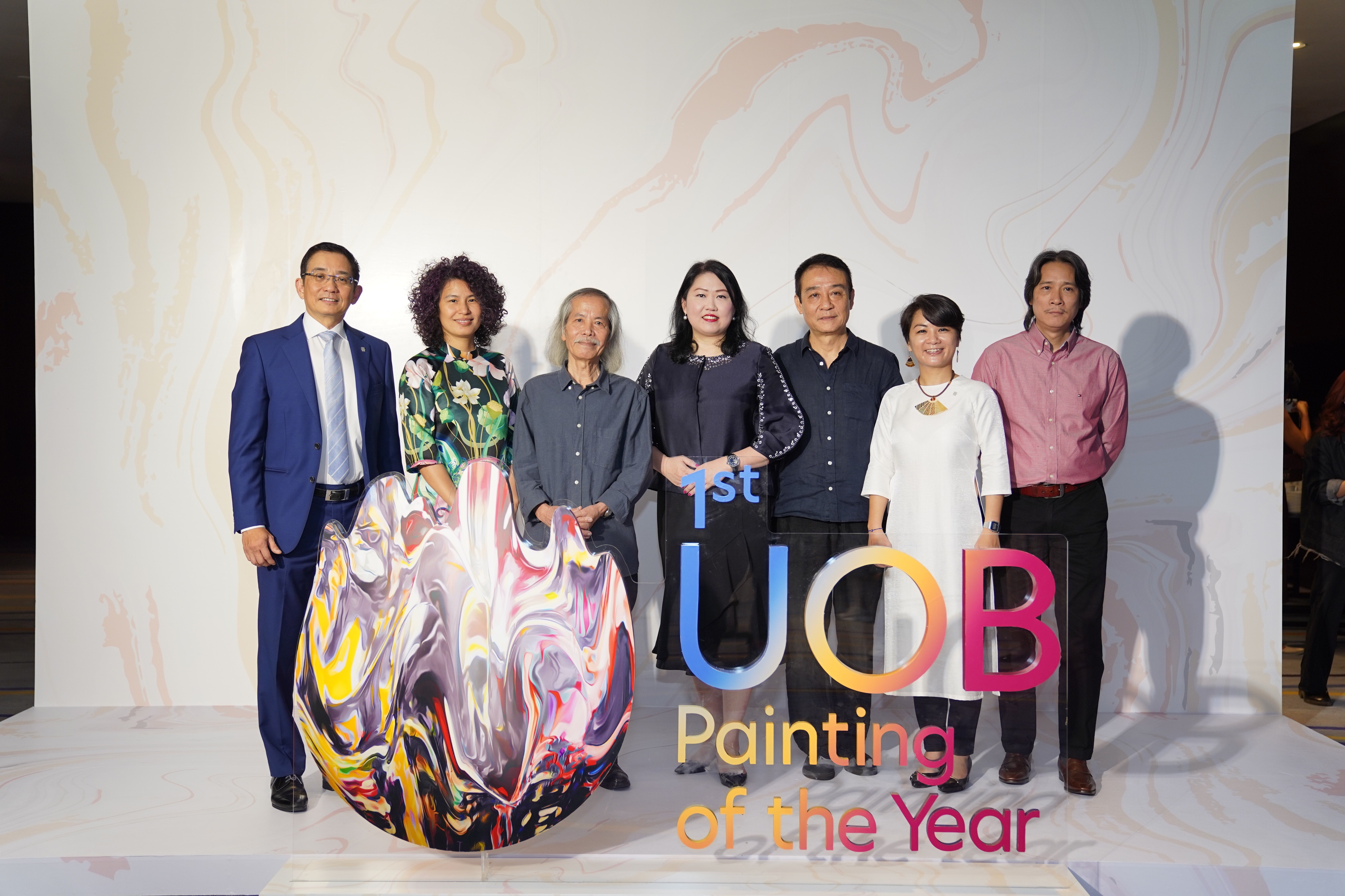 UOB,  nghe thuat anh 1