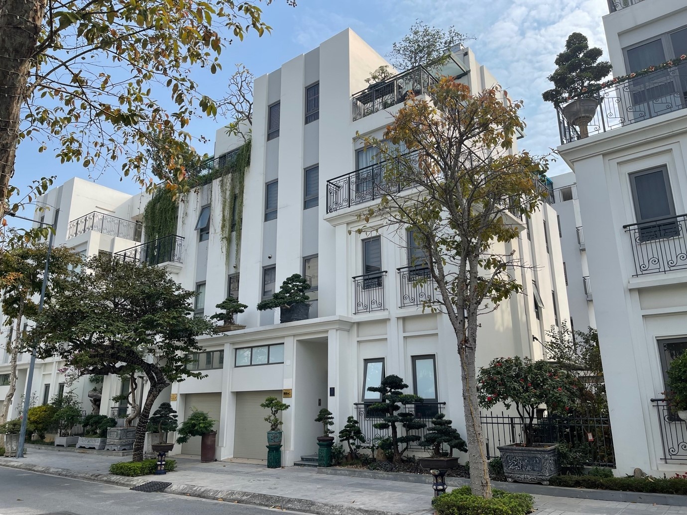 Uu diem cua dich vu xay nha tron goi hinh anh